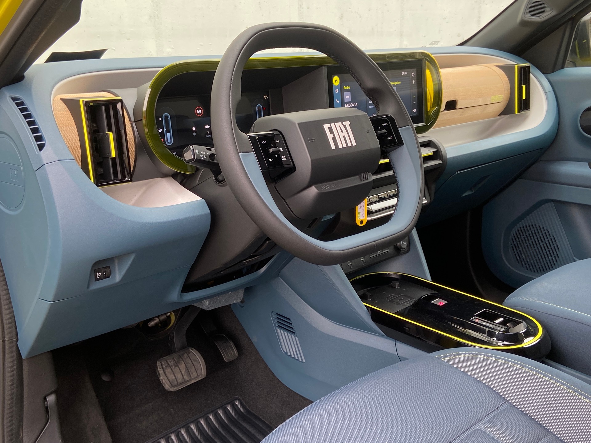 FIAT Grande Panda MHEV La Prima-image-4