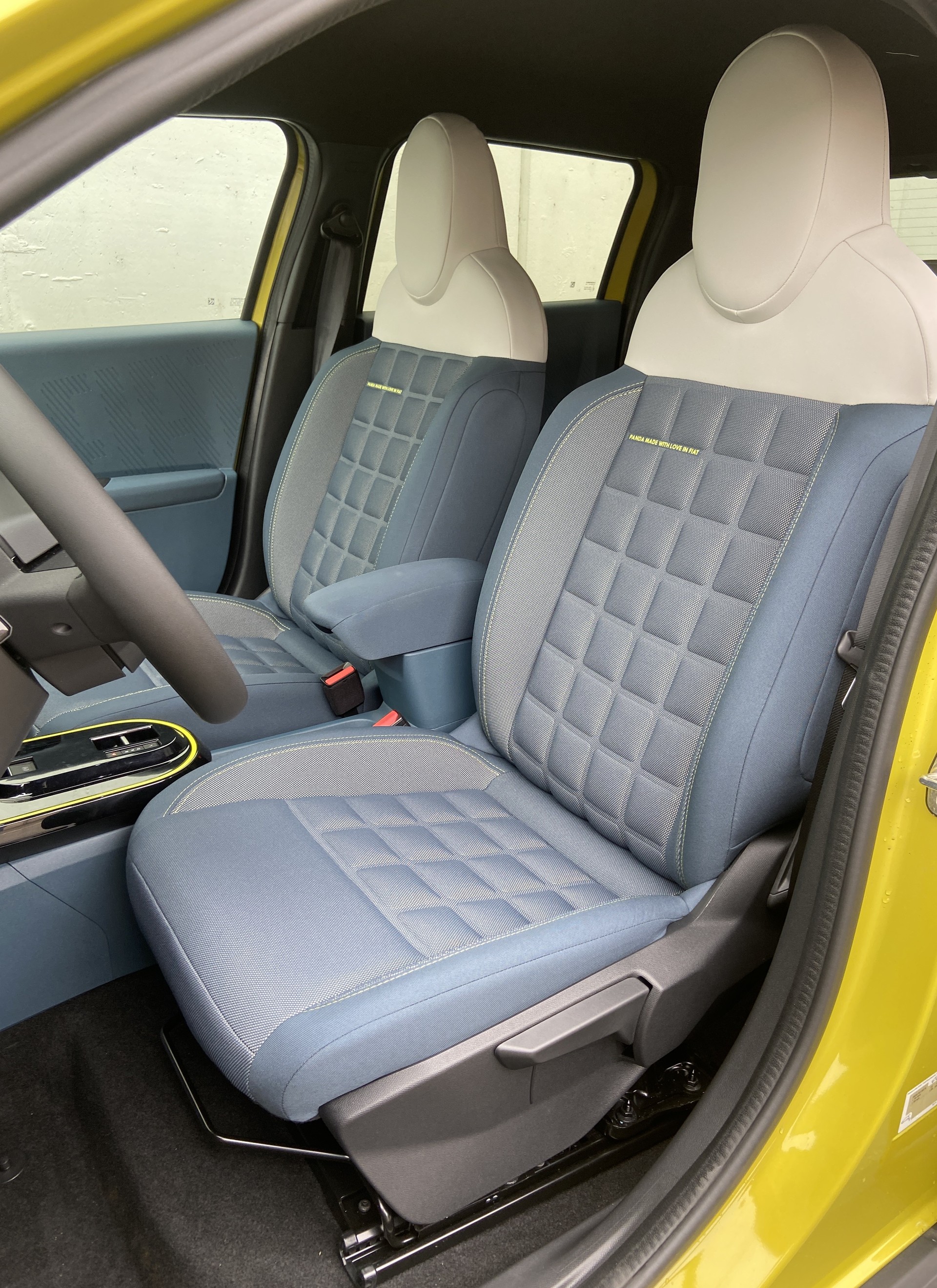 FIAT Grande Panda MHEV La Prima-image-5