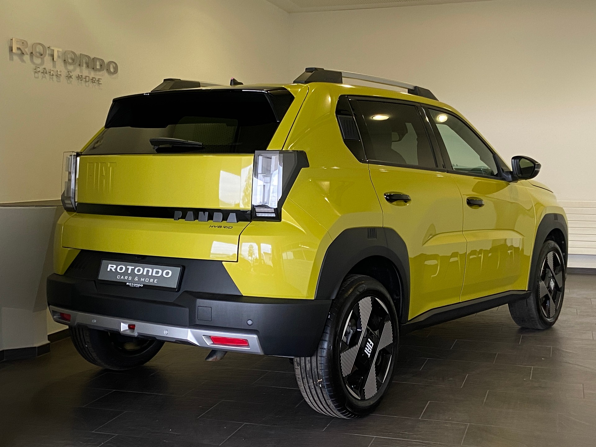 FIAT Grande Panda MHEV La Prima-image-1