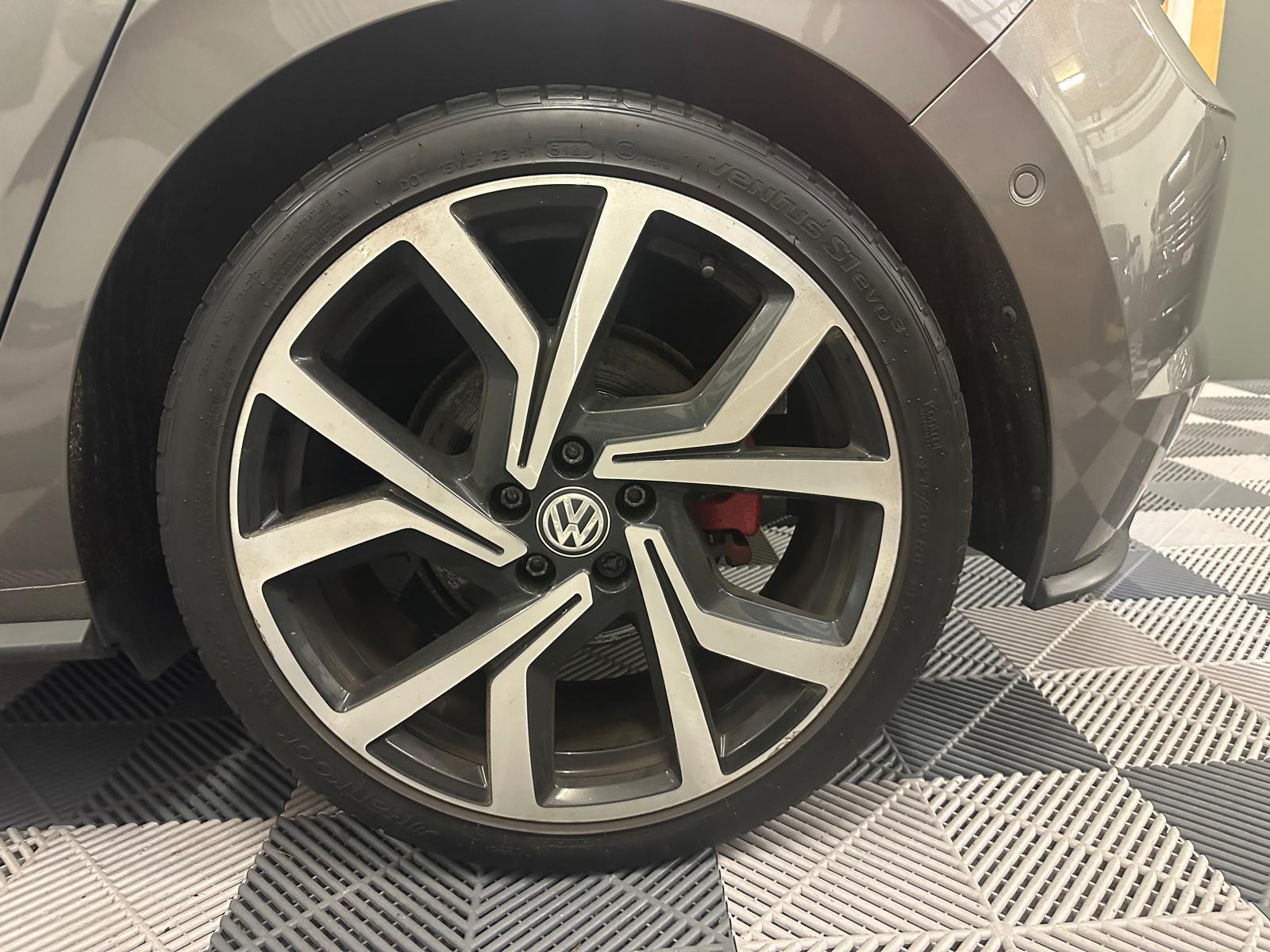 VW Polo 2.0 TSI GTI DSG-image-28
