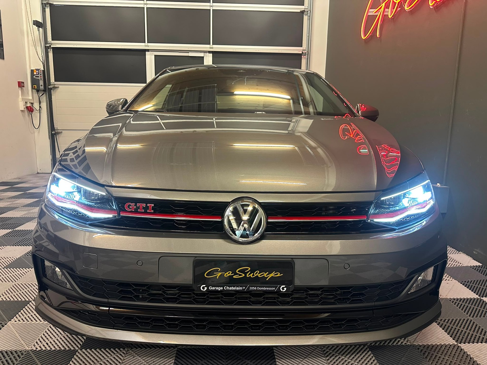 VW Polo 2.0 TSI GTI DSG-image-8
