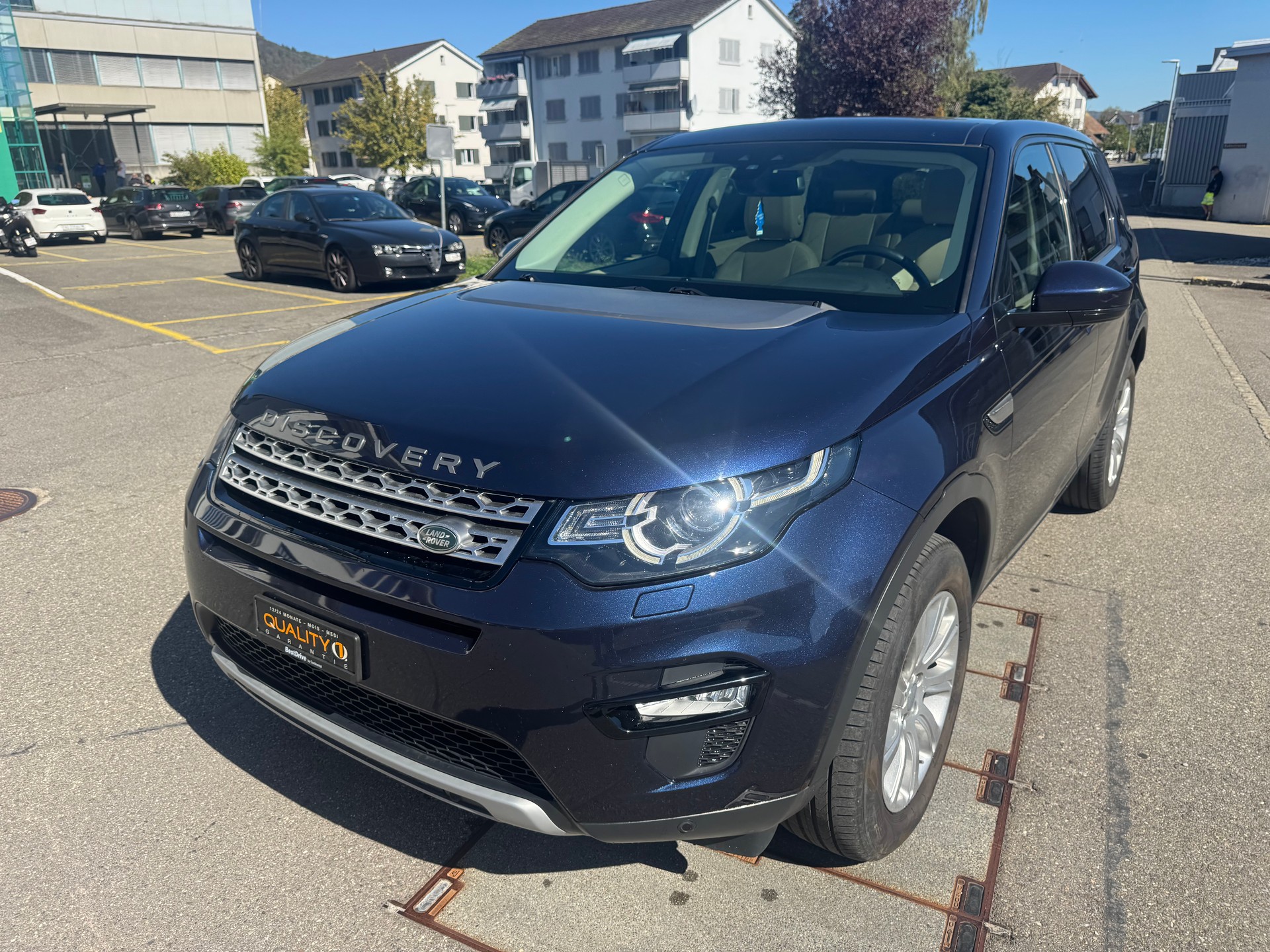 LAND ROVER Discovery Sport 2.0 TD4 HSE AT9-image-0