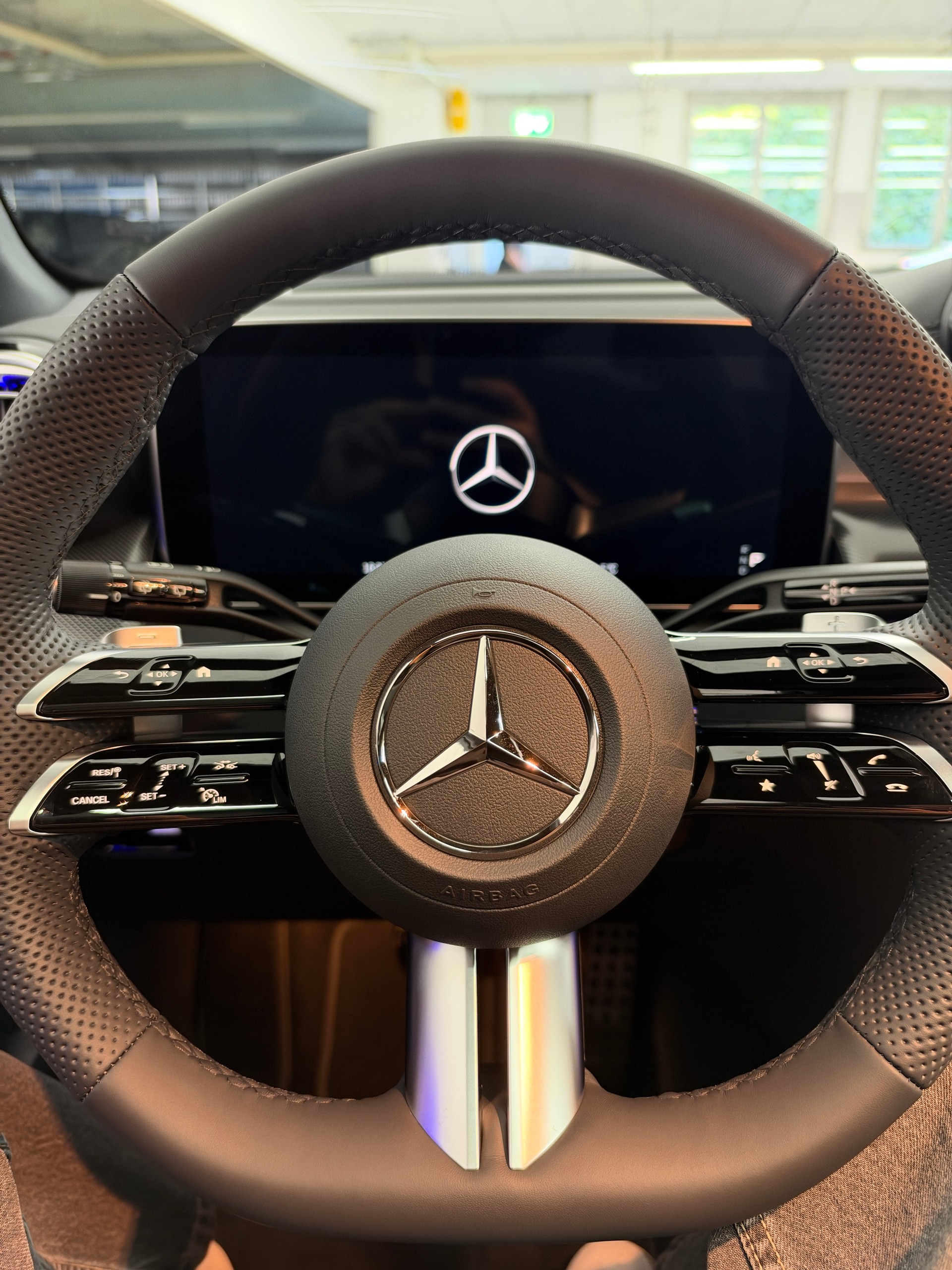 MERCEDES-BENZ GLC 200 4Matic-image-9