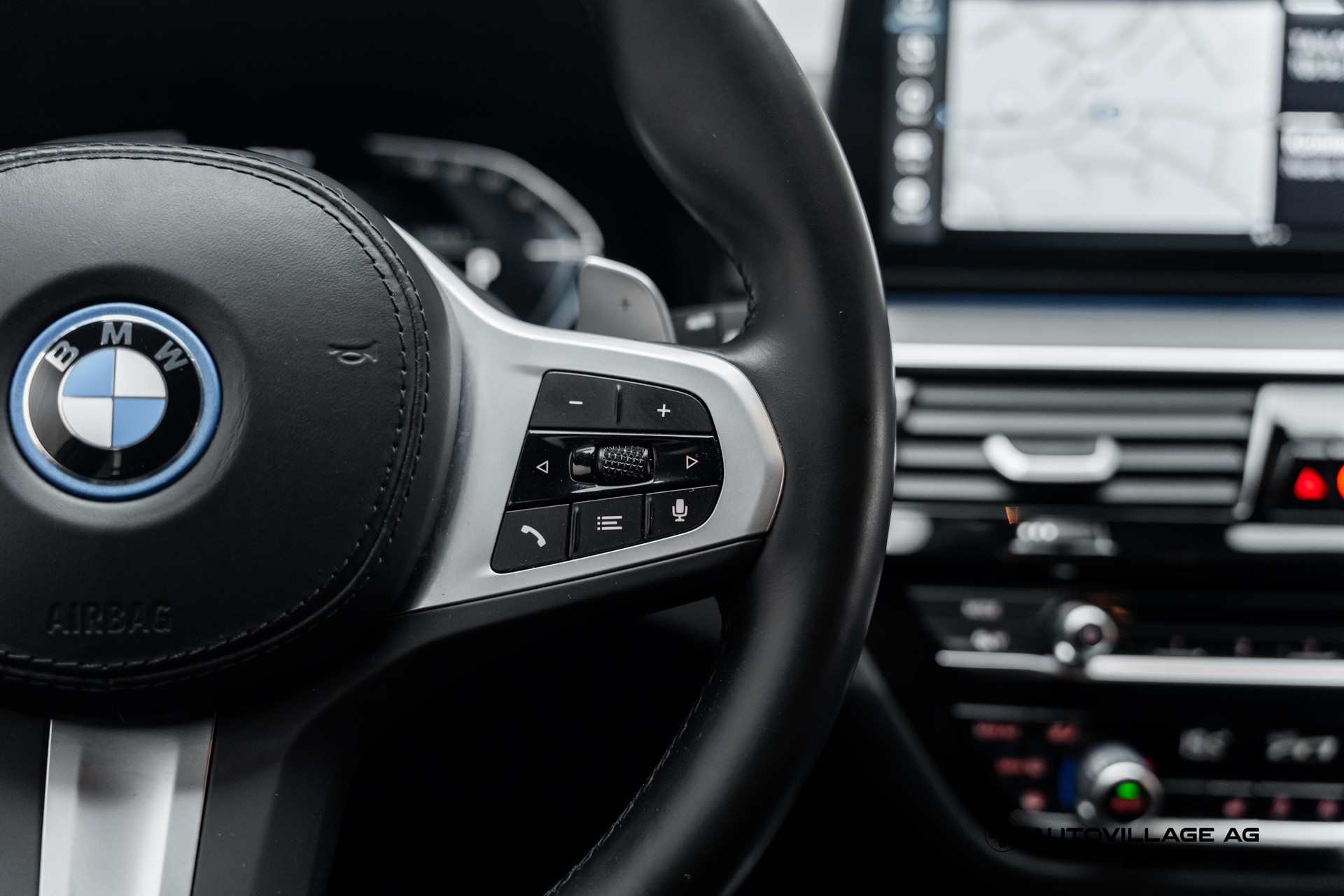 BMW 530e xDrive Touring Pure M Sport Steptronic-image-20