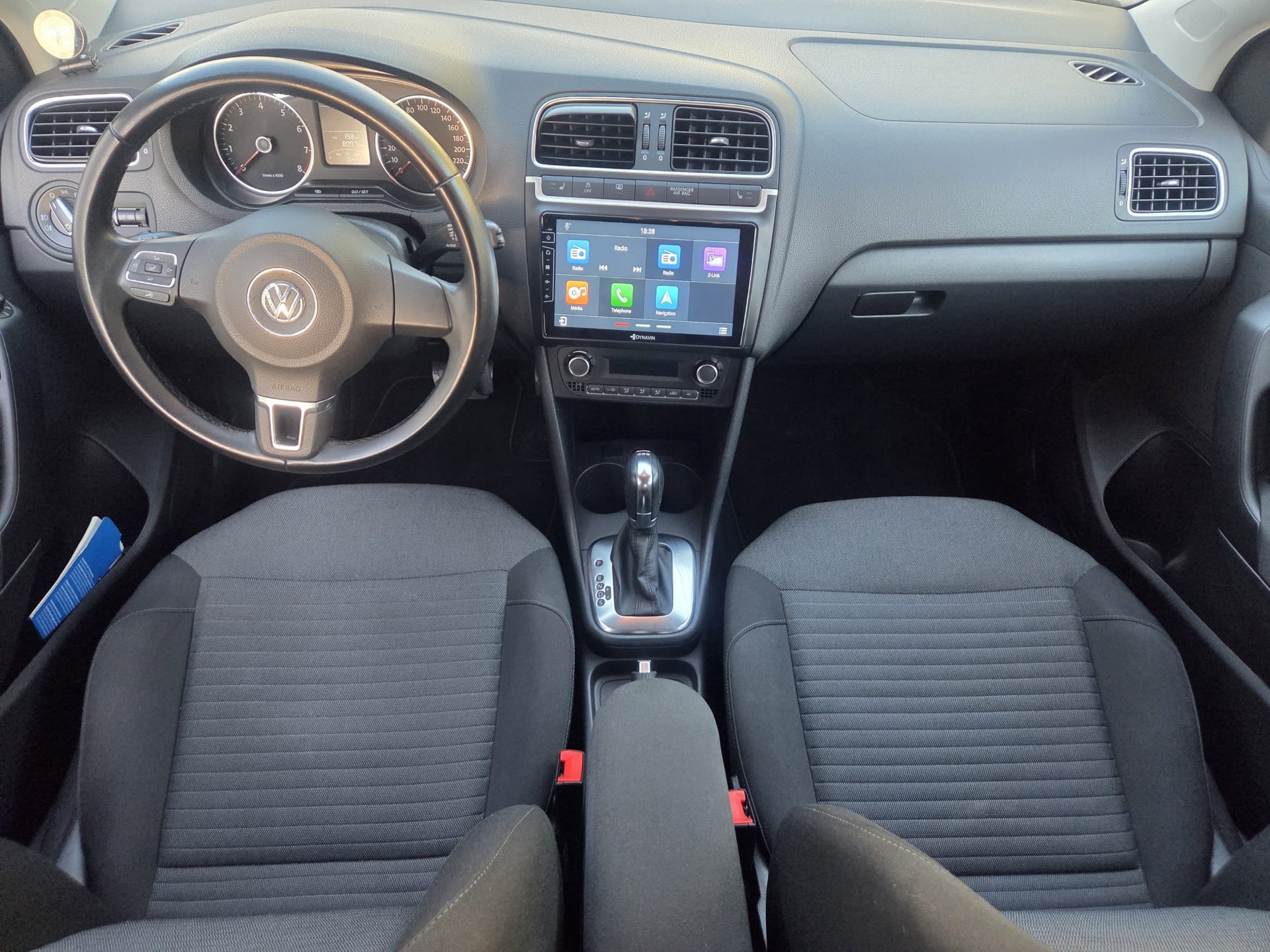 VW Polo 1.2 TSI Trendline DSG * Expertisé (MFK) * Carplay *-image-5