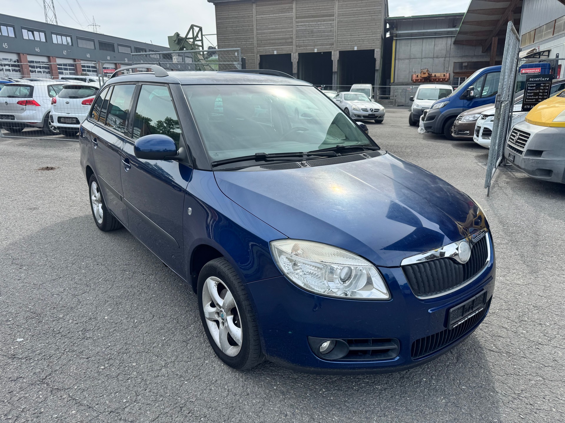SKODA Fabia 1.6 Elegance-image-1