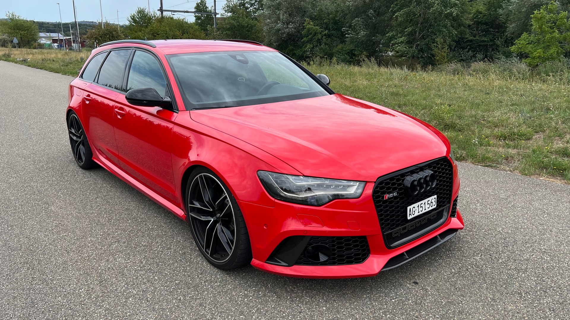 AUDI RS6 Avant 4.0 TFSI V8 quattro Tiptronic-image-2