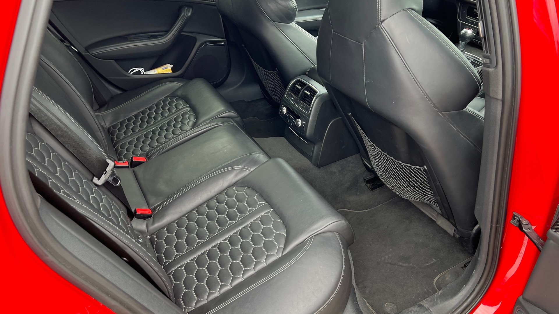 AUDI RS6 Avant 4.0 TFSI V8 quattro Tiptronic-image-6