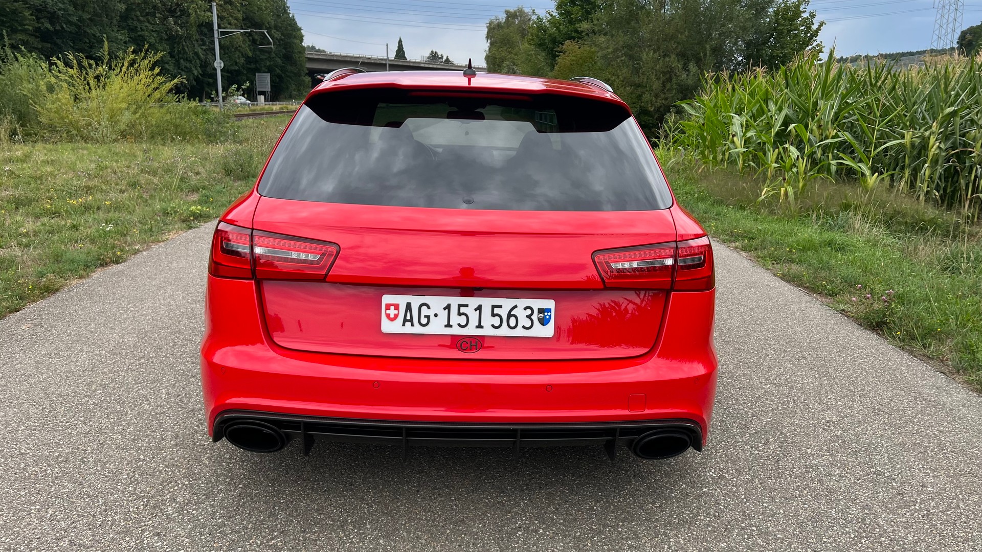 AUDI RS6 Avant 4.0 TFSI V8 quattro Tiptronic-image-4