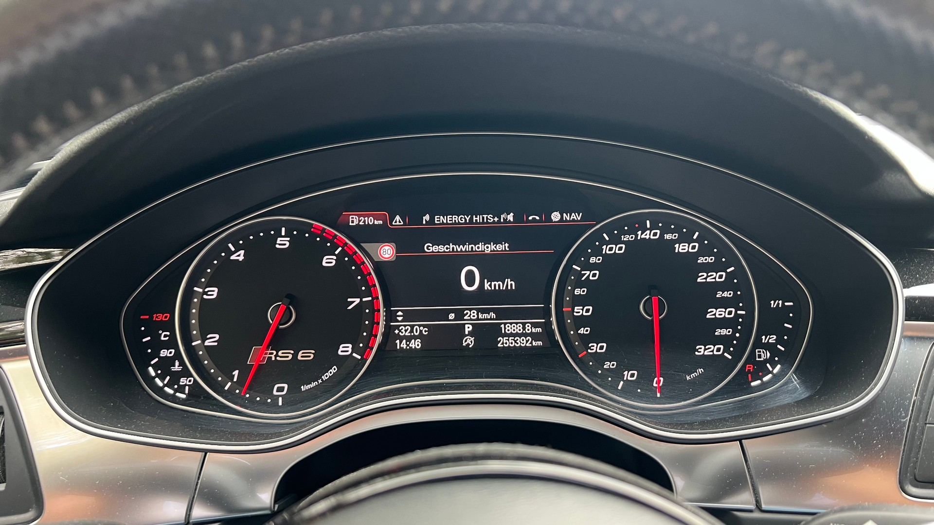 AUDI RS6 Avant 4.0 TFSI V8 quattro Tiptronic-image-8