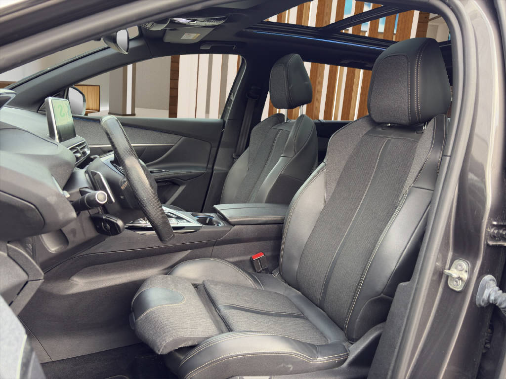 PEUGEOT 5008 1.5 BlueHDi GT Line-image-8