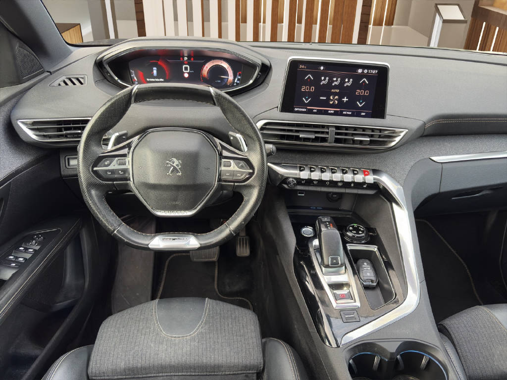 PEUGEOT 5008 1.5 BlueHDi GT Line-image-9