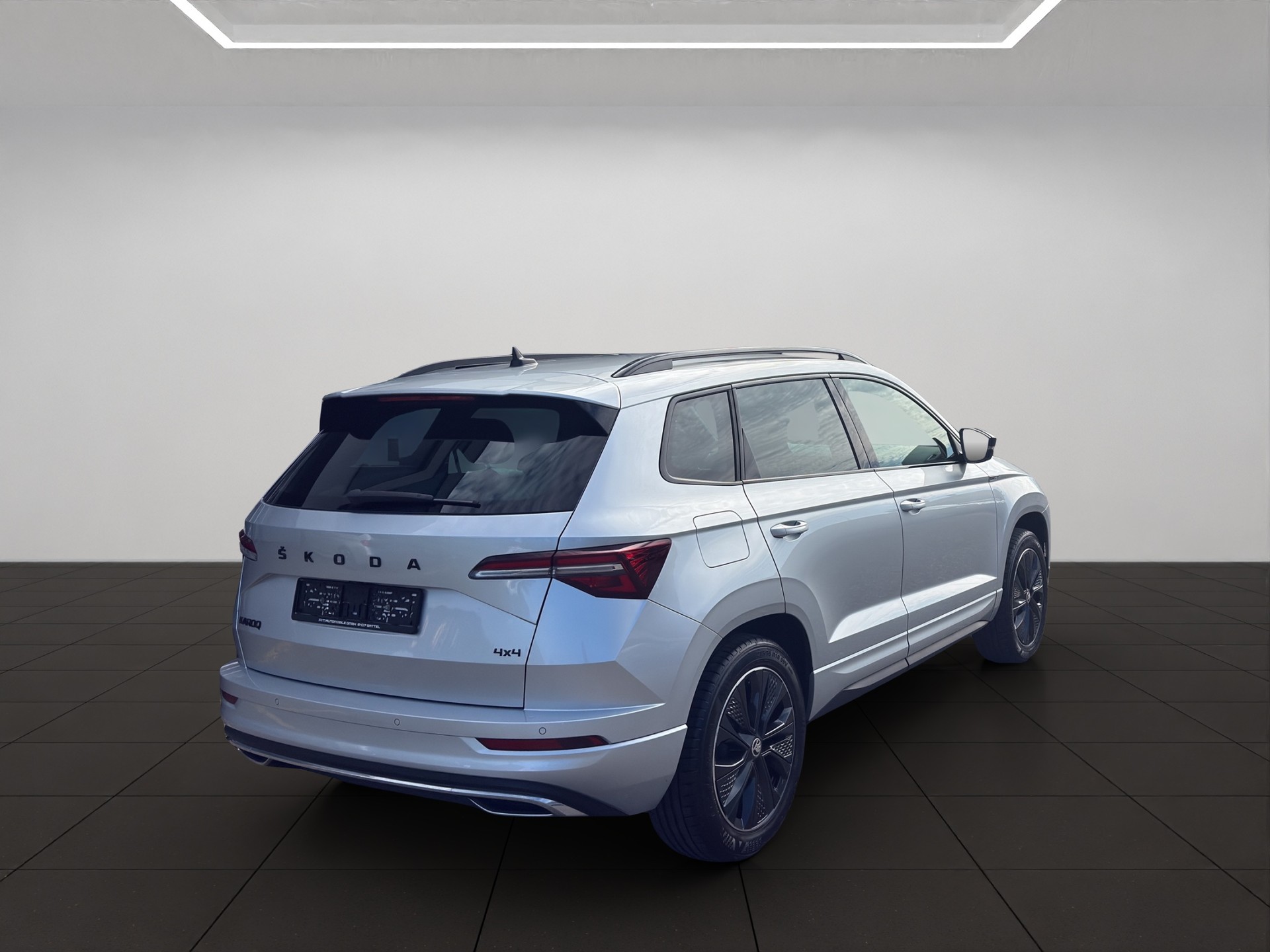 SKODA Karoq 2.0 TSI SportLine 4x4 DSG-showroom-element-1