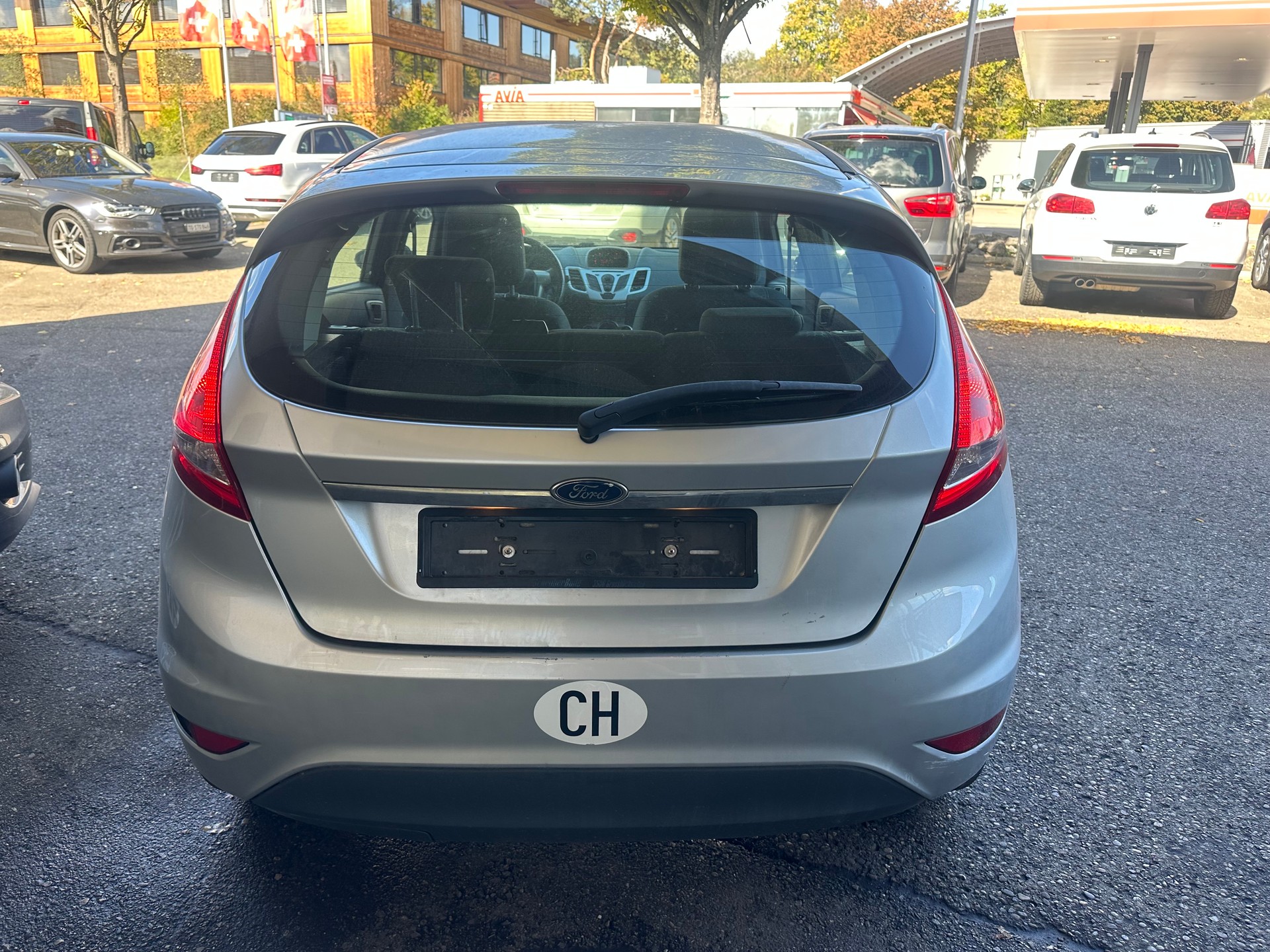 FORD Fiesta 1.4 16V Titanium-image-4