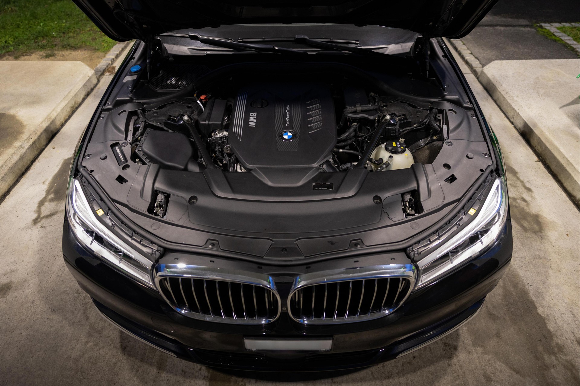 BMW 740d xDrive-image-5