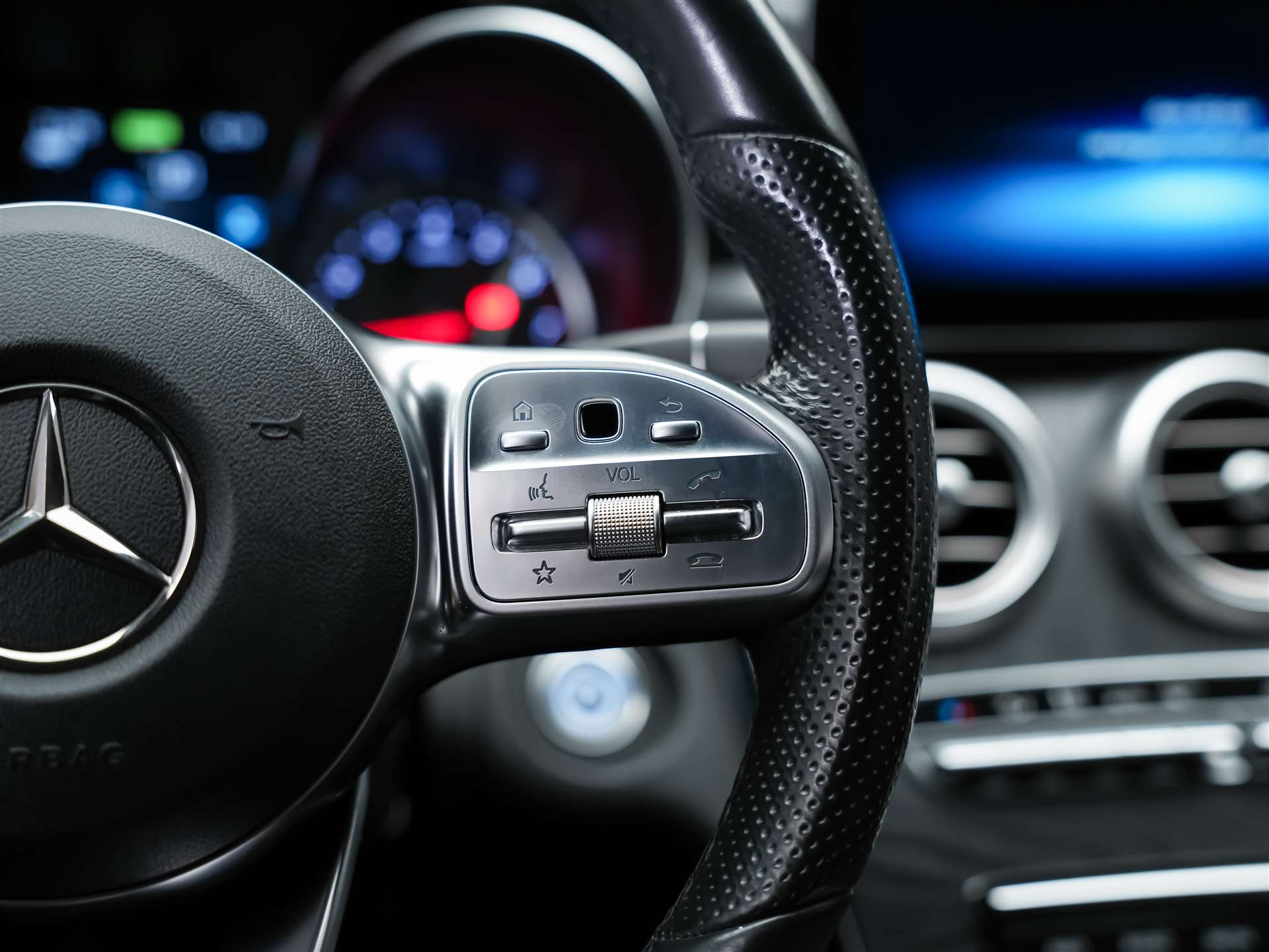 MERCEDES-BENZ C 200 AMG Line 9G-Tronic *Facelift*Sternenhimmel*LED Scheinwerfer*Assistenten*-image-29