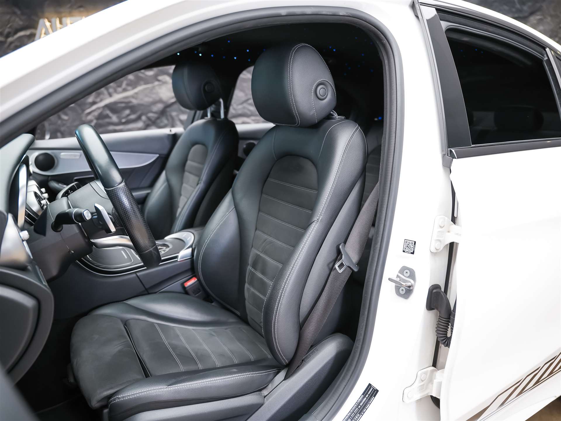 MERCEDES-BENZ C 200 AMG Line 9G-Tronic *Facelift*Sternenhimmel*LED Scheinwerfer*Assistenten*-image-9