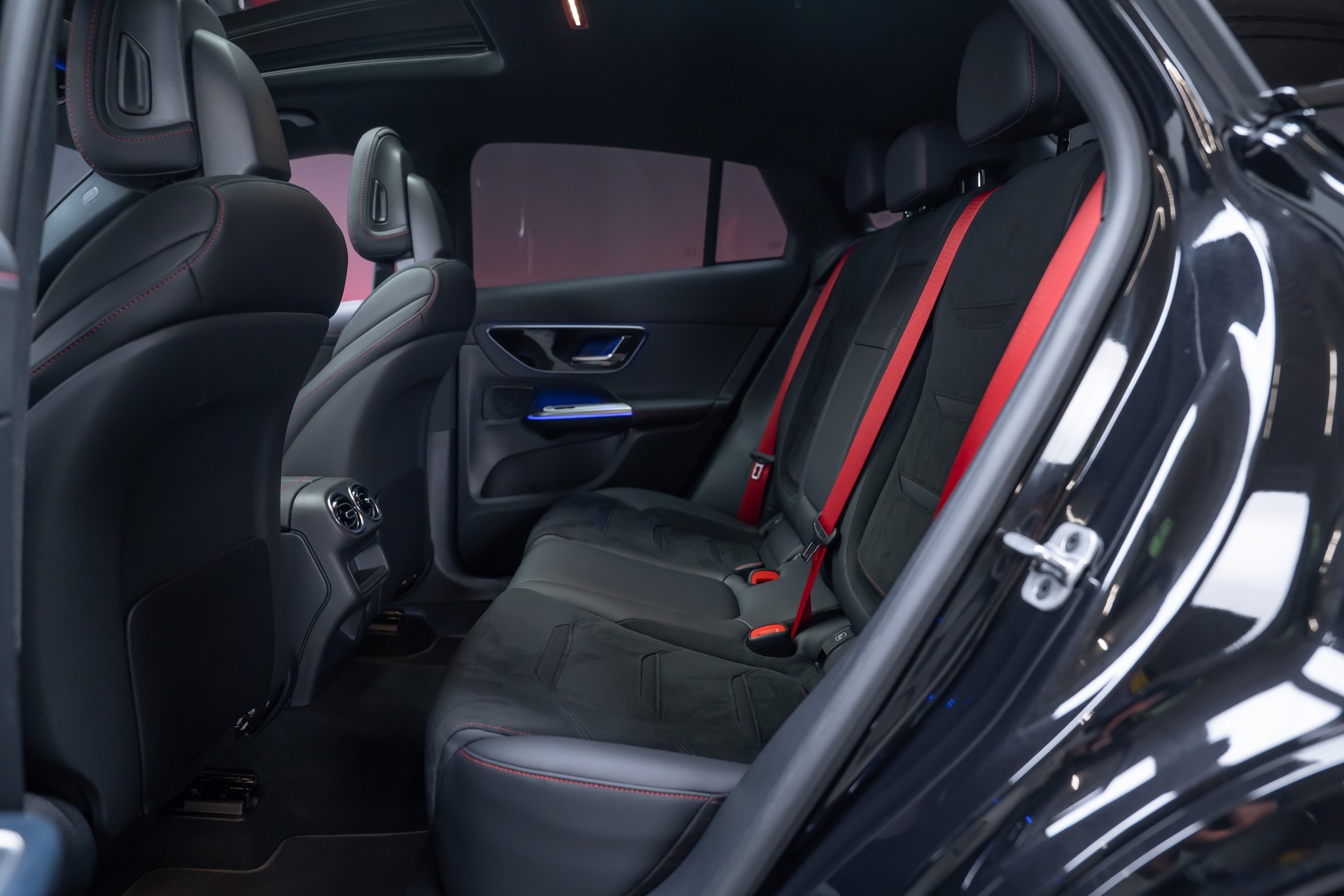 MERCEDES-BENZ GLC 43 AMG Executive Edition 4matic Coupé / Panorama-Schiebedach / Performance-Auspuff / 360° Kamera-image-20