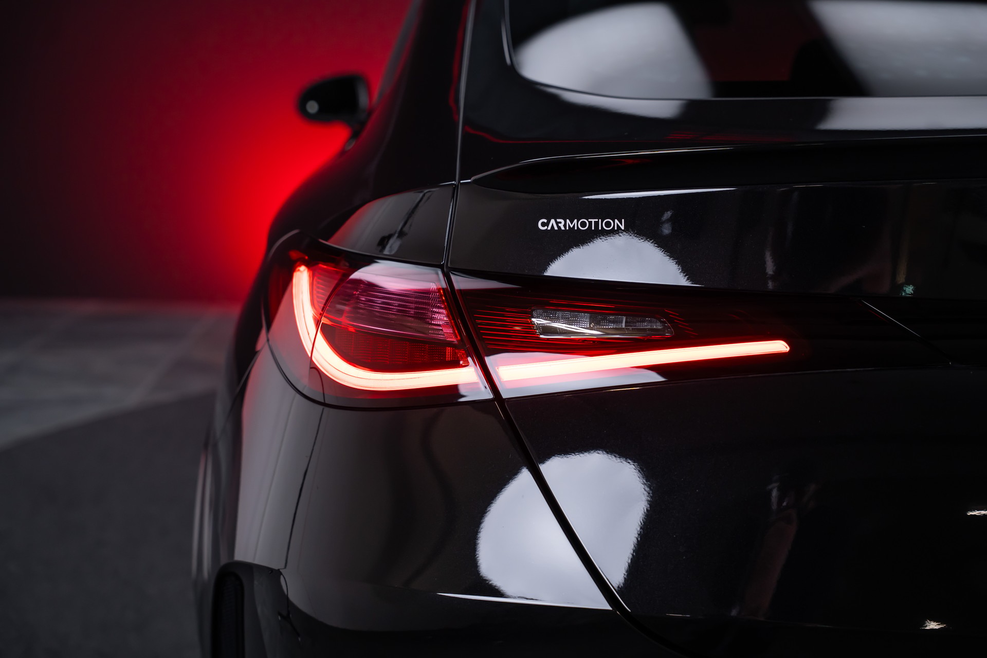 MERCEDES-BENZ GLC 43 AMG Executive Edition 4matic Coupé / Panorama-Schiebedach / Performance-Auspuff / 360° Kamera-image-7