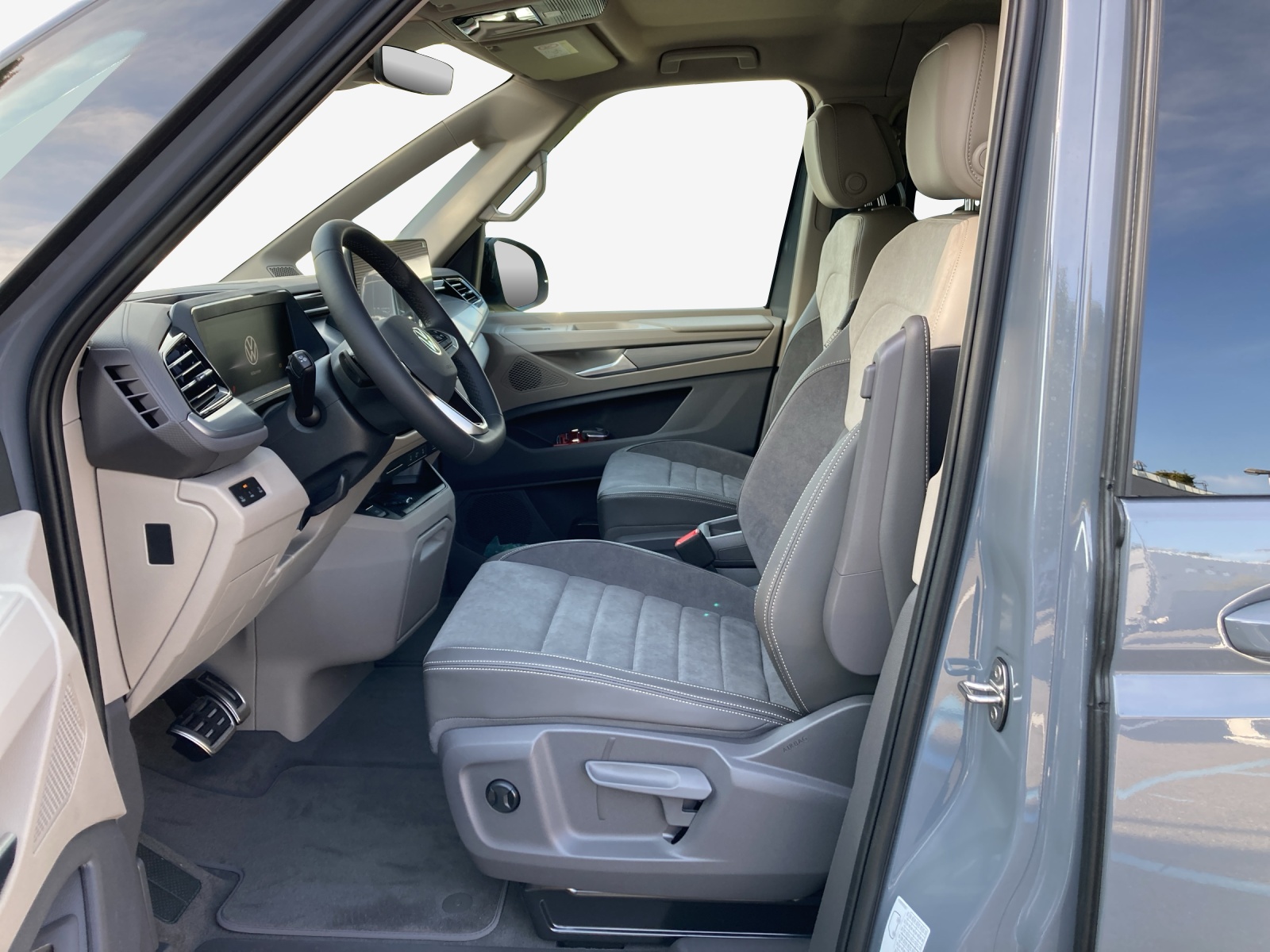 VW Multivan 2.0 TDI Life Edition DSG-image-7