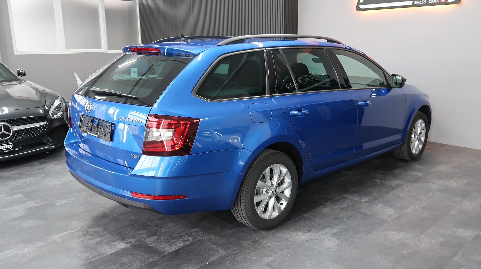 SKODA Octavia Combi 2.0 TDI 4x4 DSG / CH / EXPERTISE / MFK-image-10