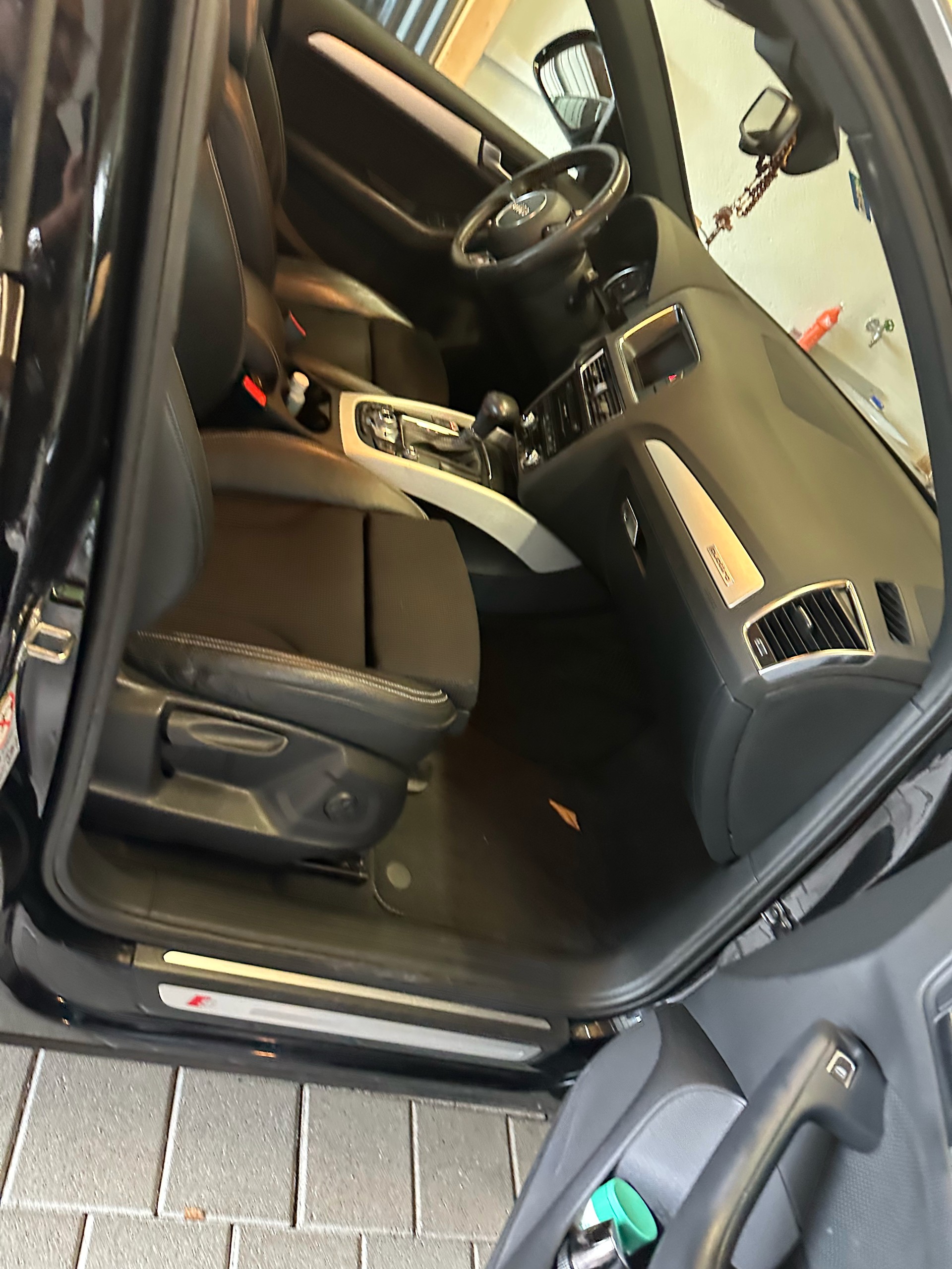 AUDI AUDI Q5 2.0 Qattro Sline-image-1