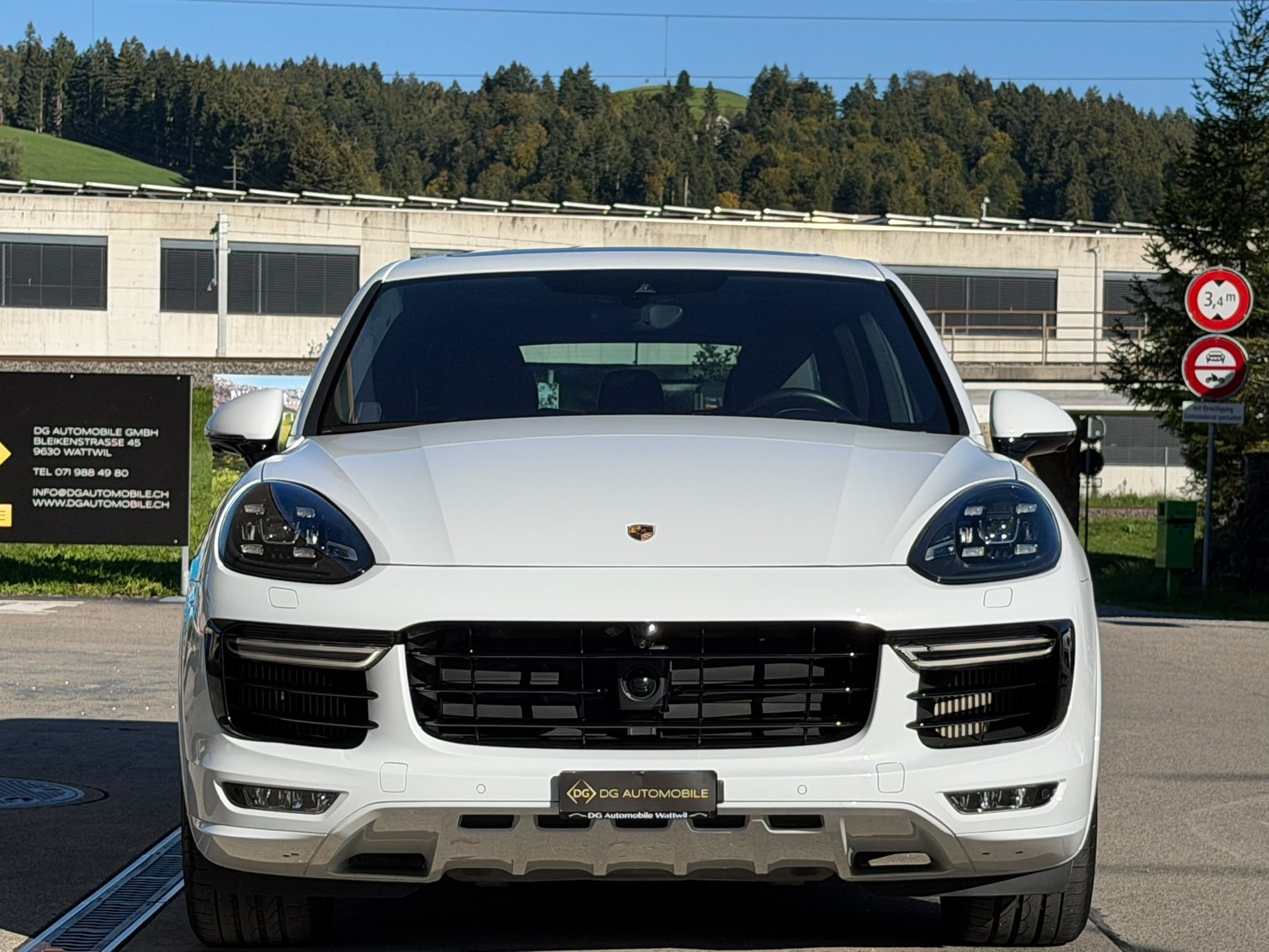 PORSCHE Cayenne GTS *CH-Fahrzeug**Luftfederung**Panorama**Rückfahrkamera**ACC**Top Zustand**Top Ausstattung**Garantie*-image-1