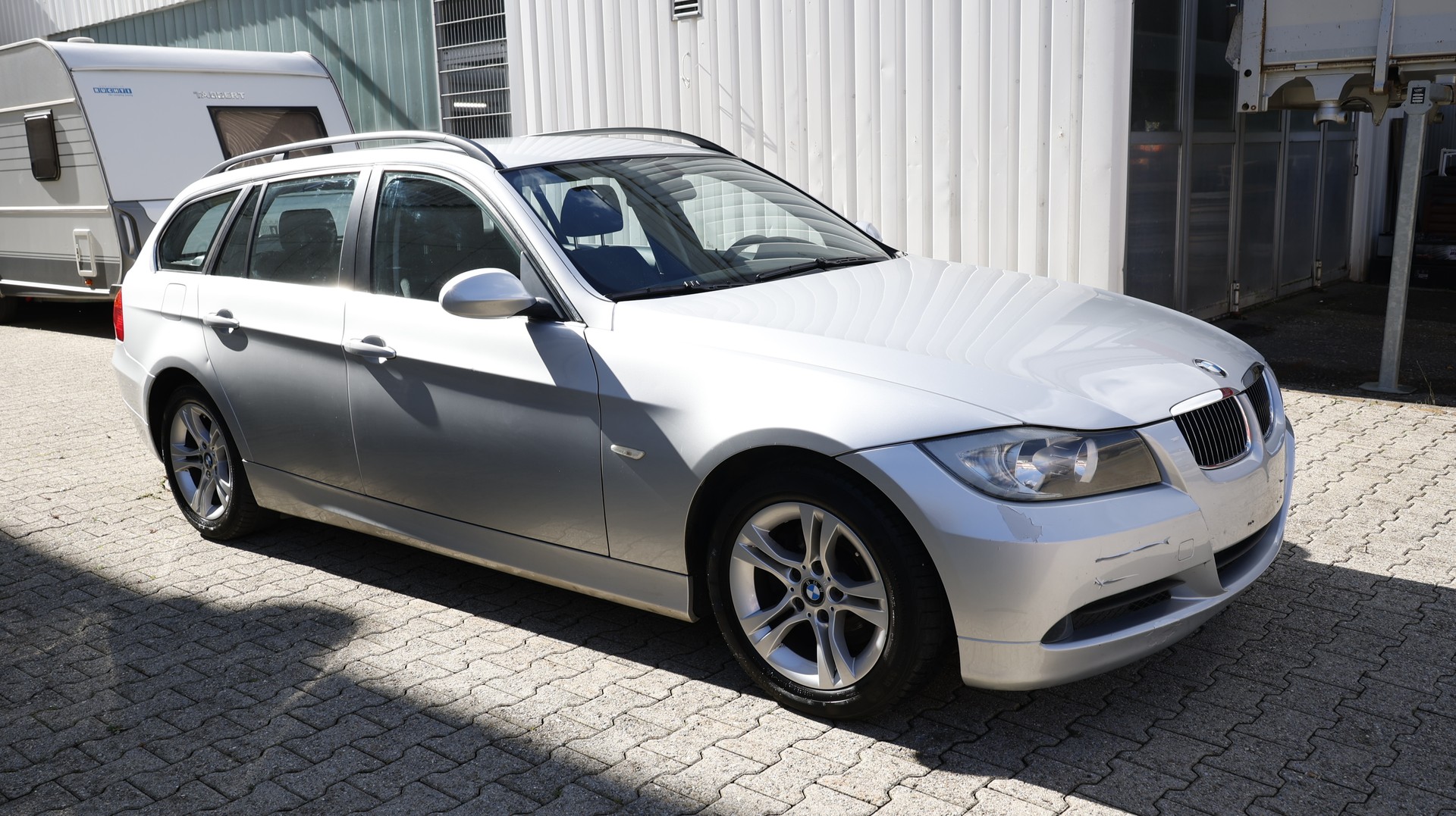 BMW 325i Touring Steptronic-image-5