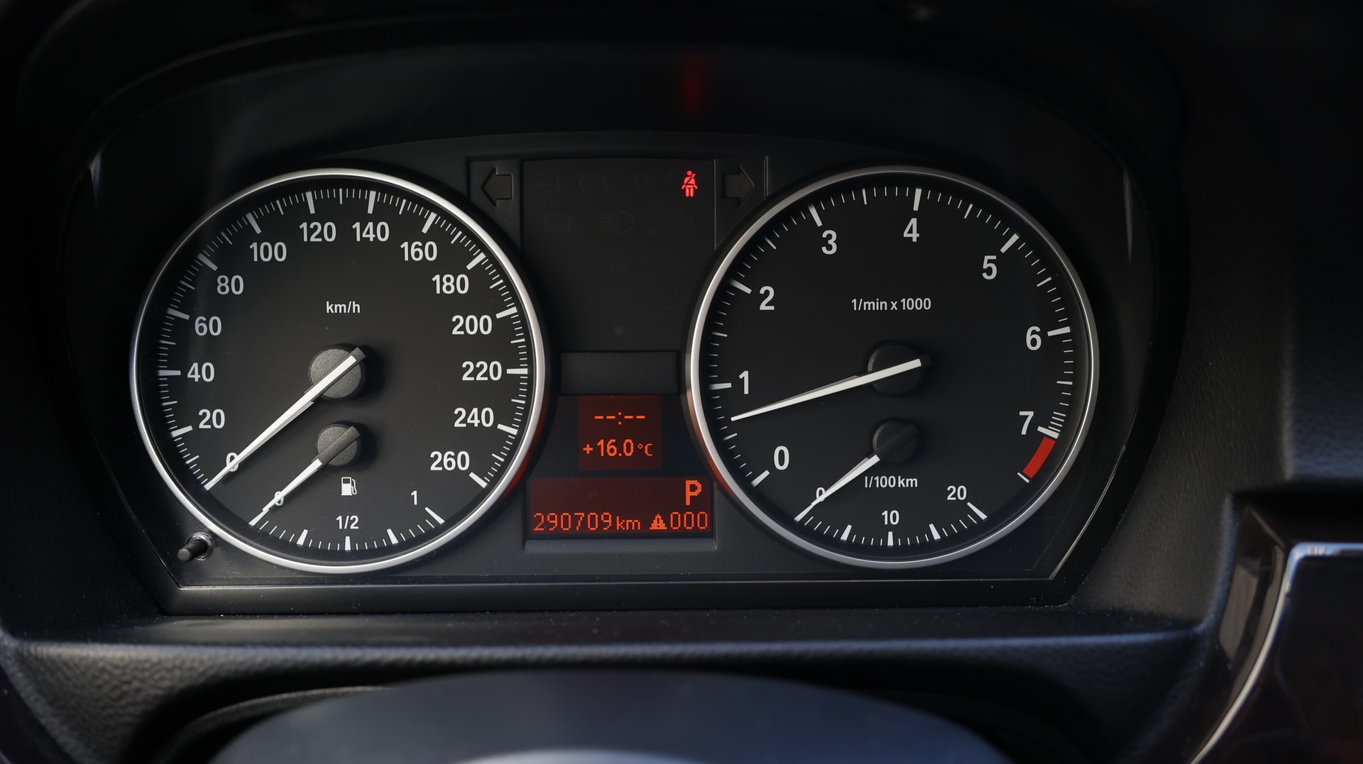 BMW 325i Touring Steptronic-image-21