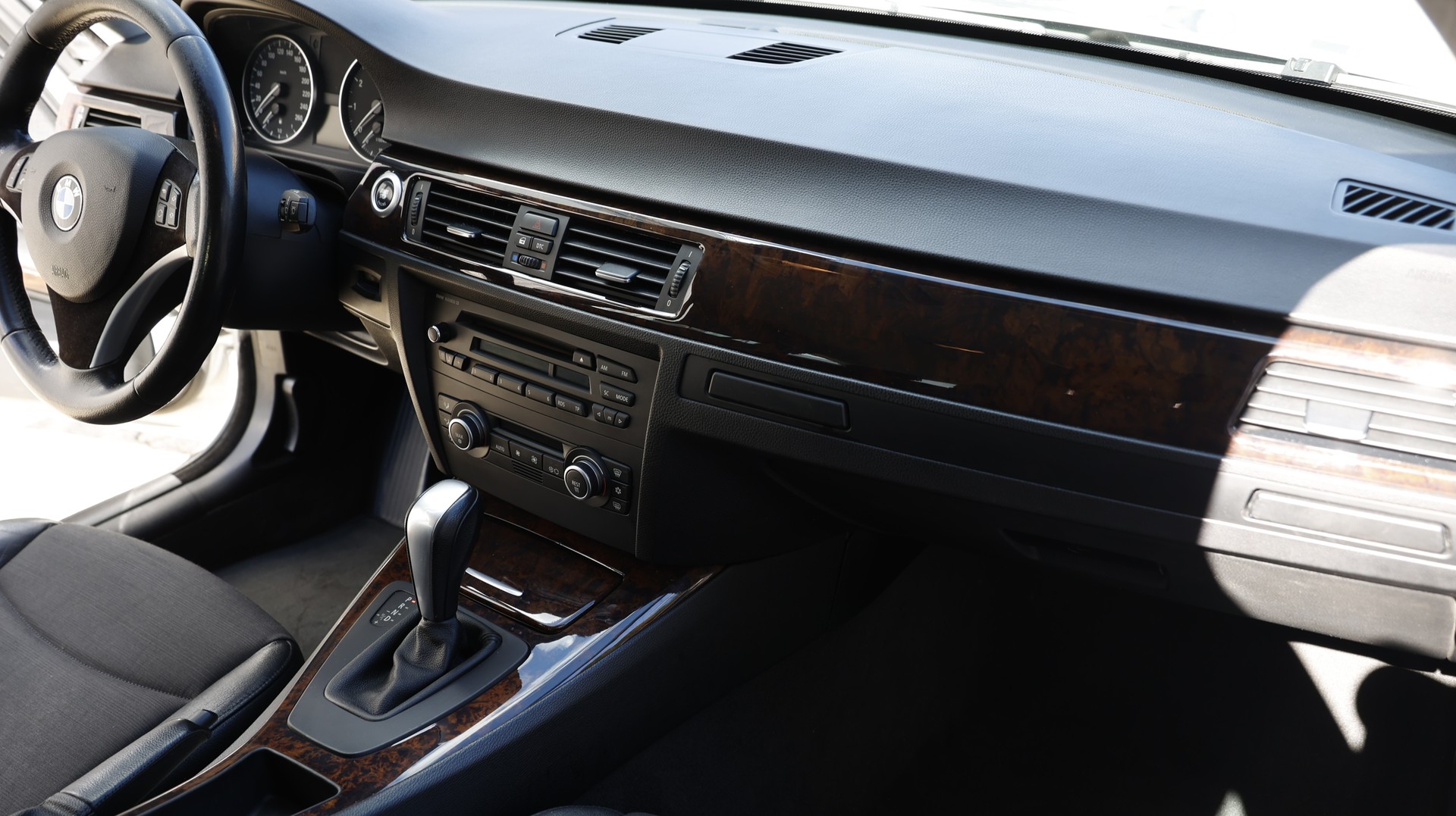 BMW 325i Touring Steptronic-image-15