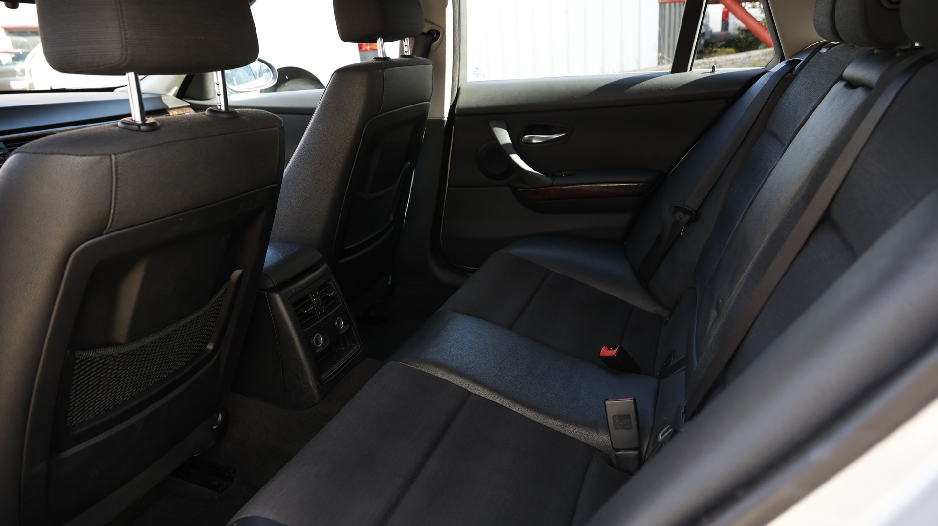 BMW 325i Touring Steptronic-image-10