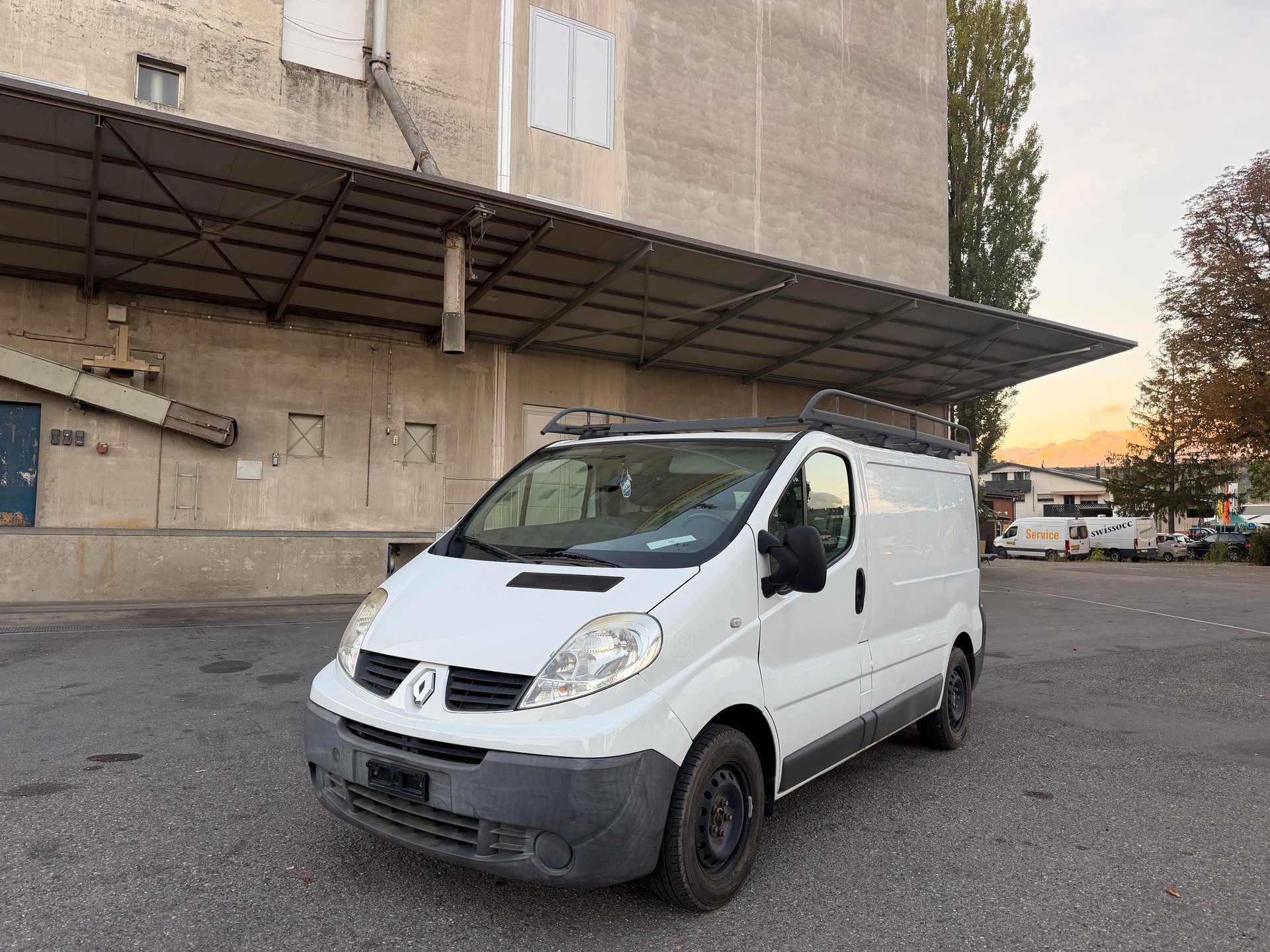 RENAULT Trafic 2.0 dCi 90 2.7t L1H1-image-0