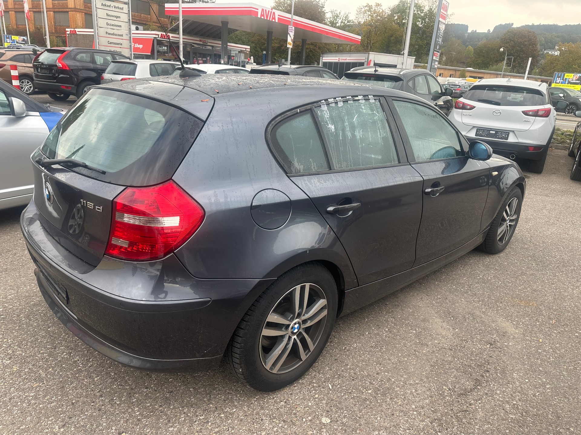 BMW 118d-image-4