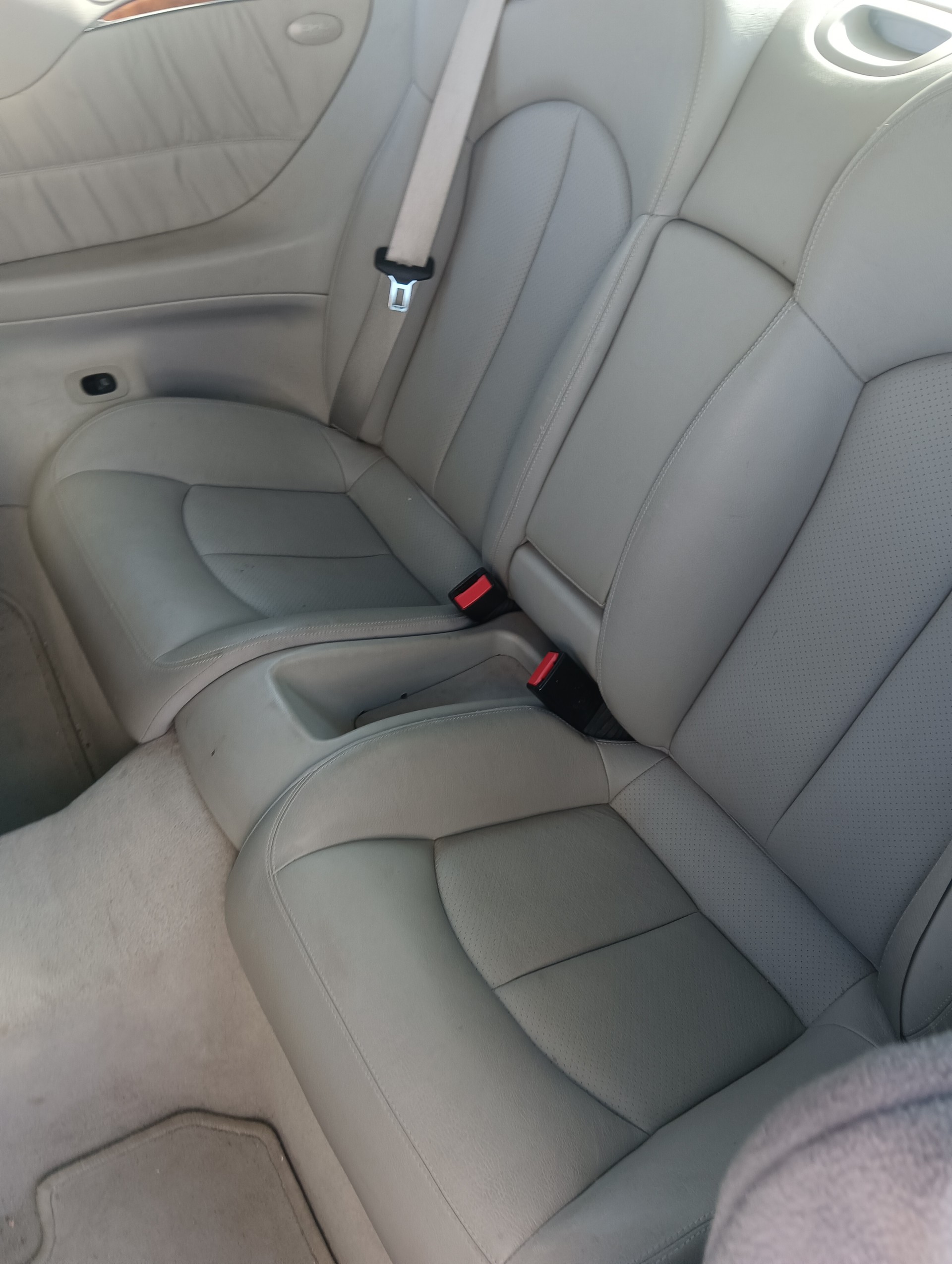 MERCEDES-BENZ CLK 200-image-7