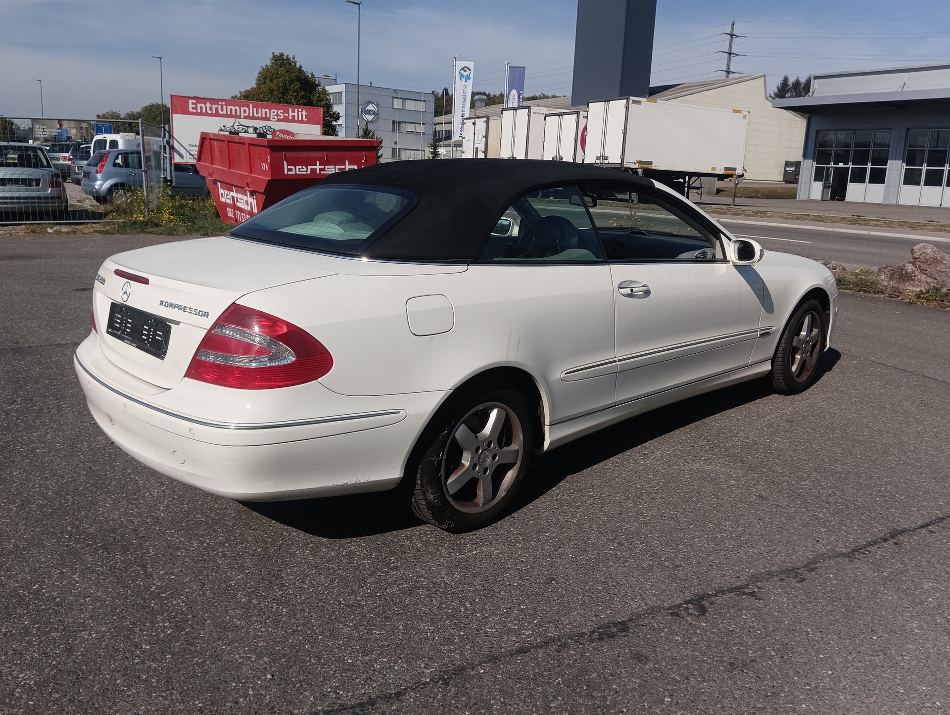 MERCEDES-BENZ CLK 200-image-2