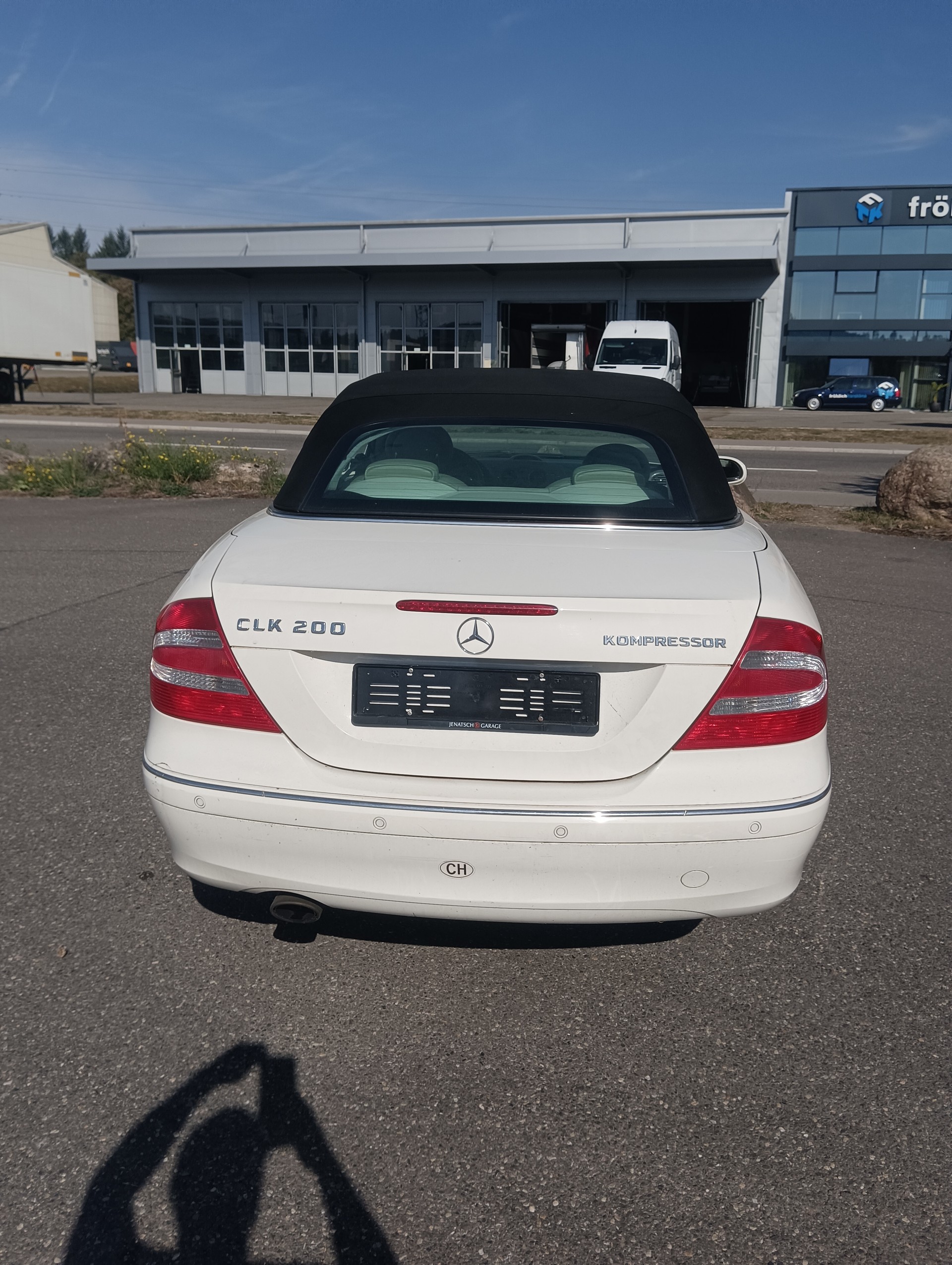 MERCEDES-BENZ CLK 200-image-5