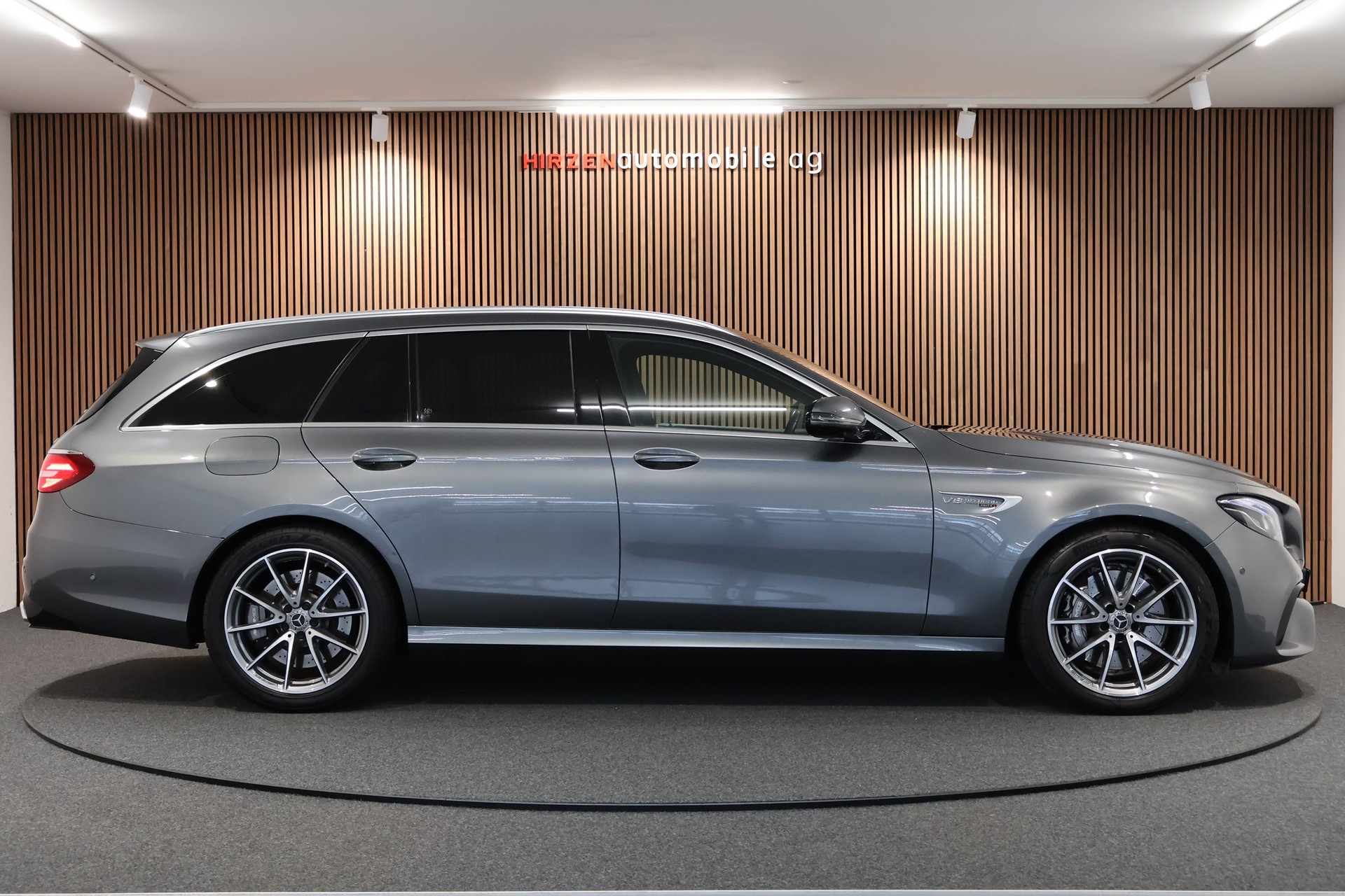 MERCEDES-BENZ E 63 AMG 4 Matic 9G-Tronic-image-5