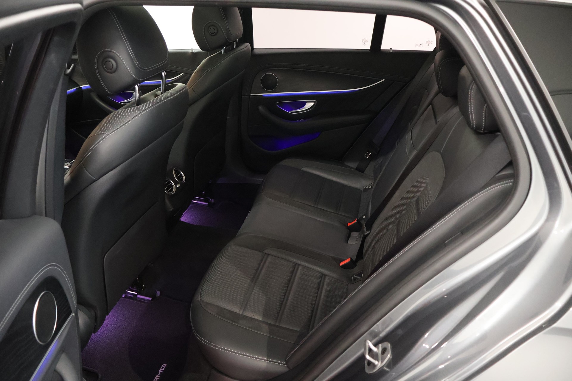 MERCEDES-BENZ E 63 AMG 4 Matic 9G-Tronic-image-11