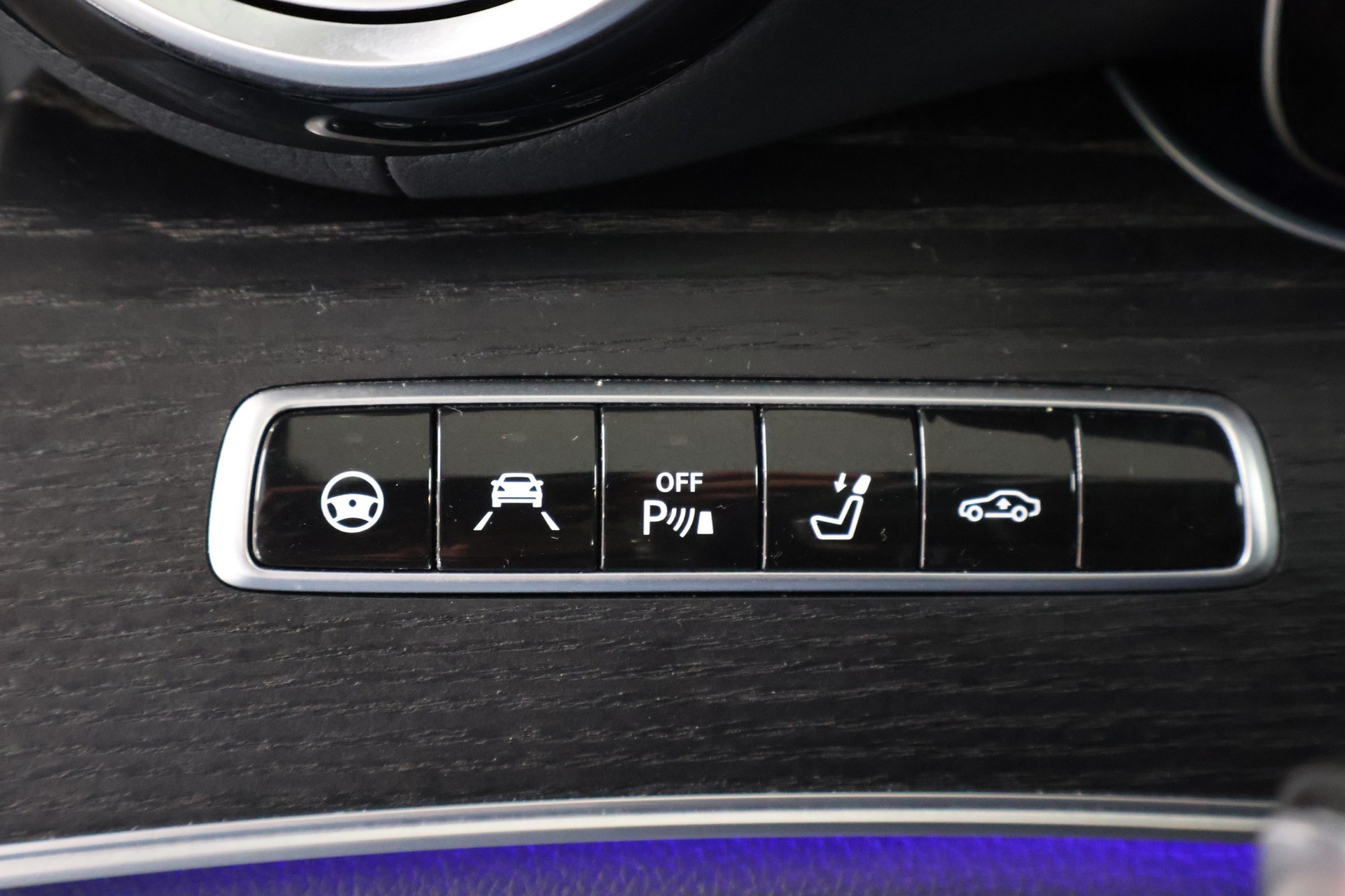 MERCEDES-BENZ E 63 AMG 4 Matic 9G-Tronic-image-24