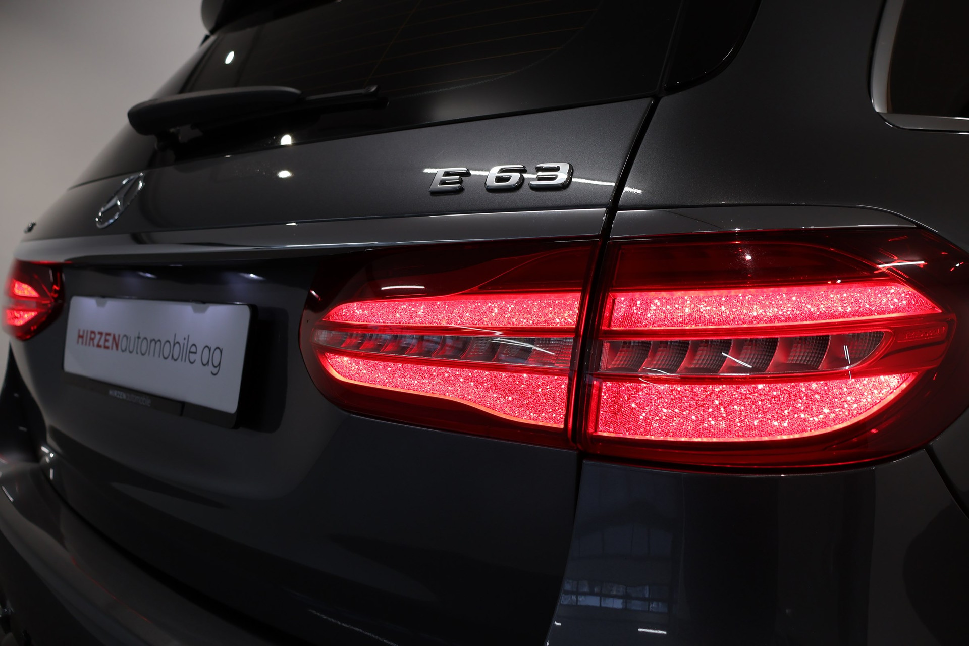 MERCEDES-BENZ E 63 AMG 4 Matic 9G-Tronic-image-29