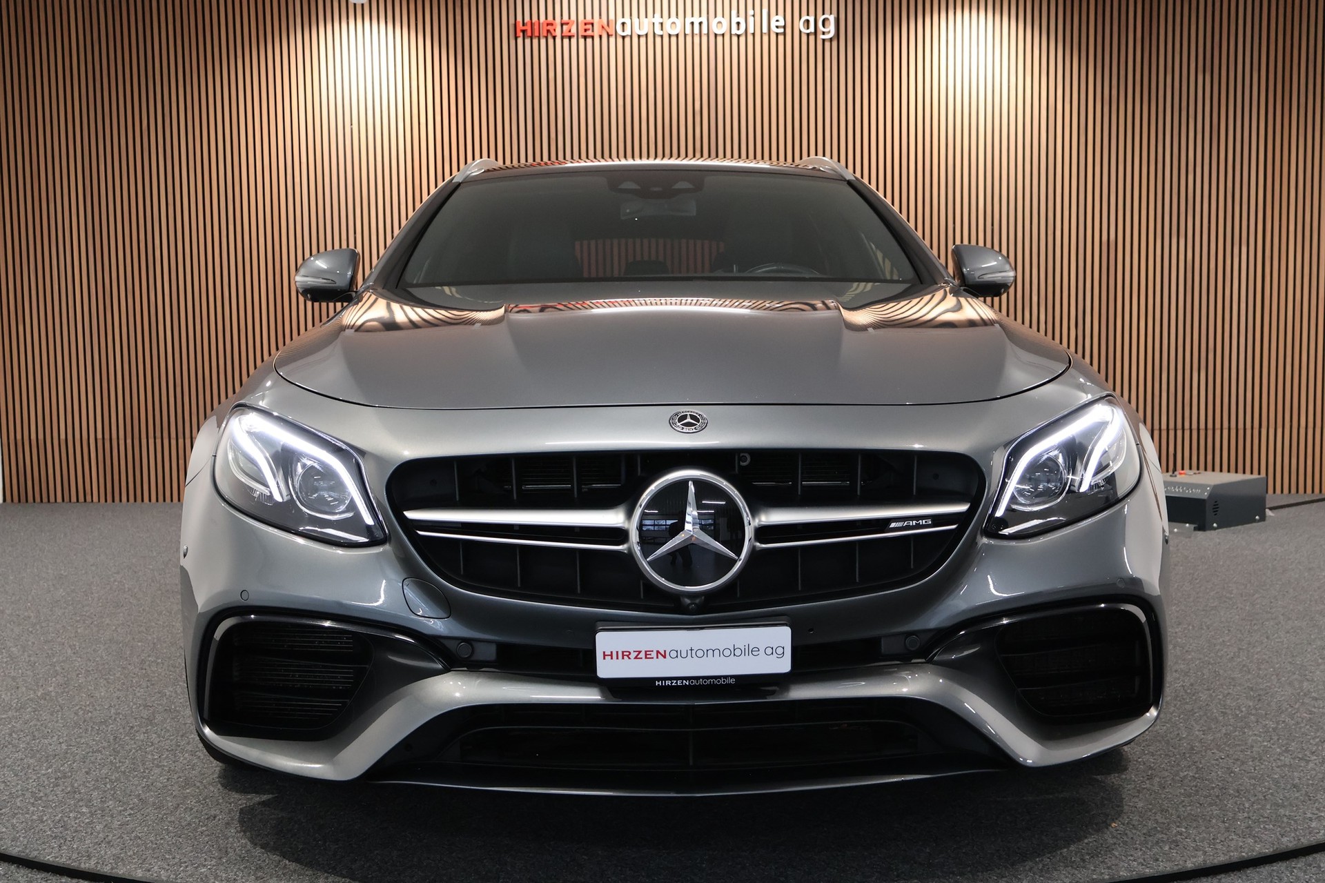 MERCEDES-BENZ E 63 AMG 4 Matic 9G-Tronic-image-30