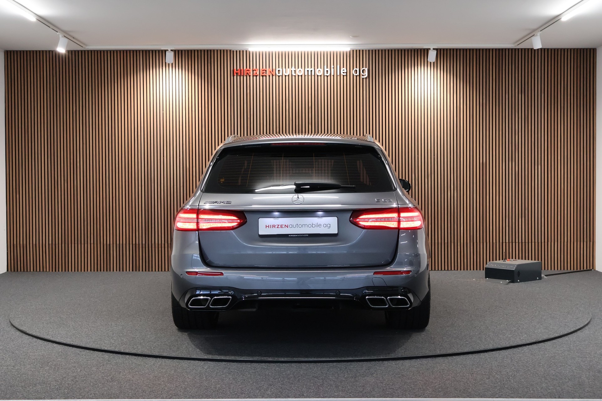 MERCEDES-BENZ E 63 AMG 4 Matic 9G-Tronic-image-3