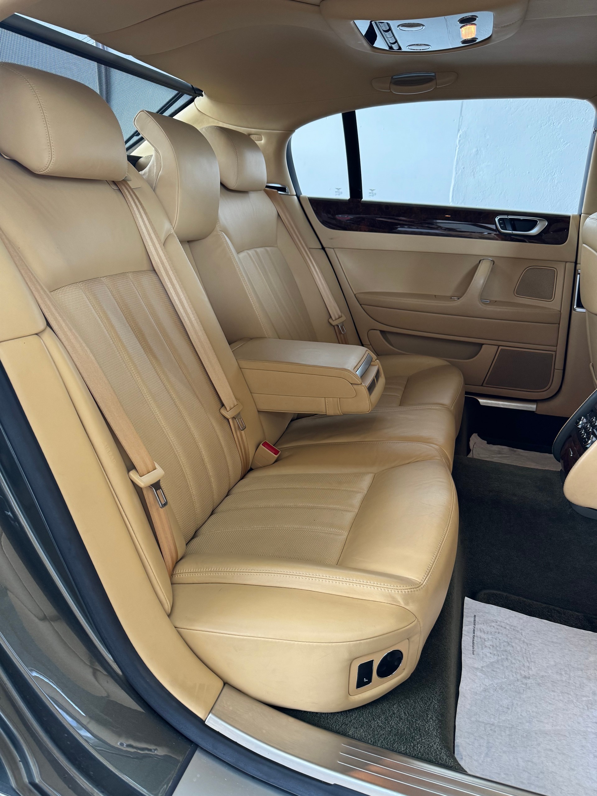 BENTLEY Continental Flying Spur 6.0-image-25