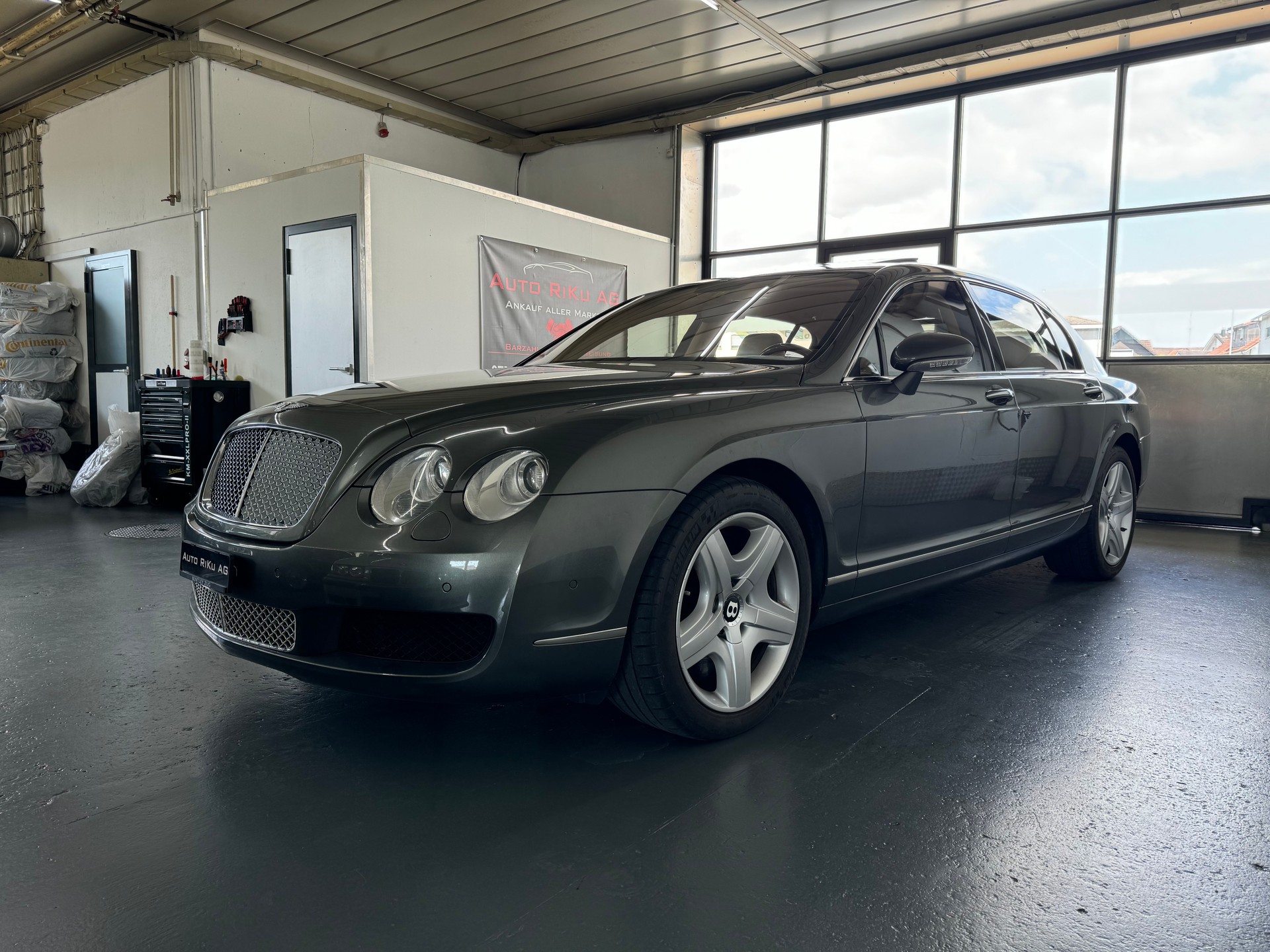 BENTLEY Continental Flying Spur 6.0-image-5
