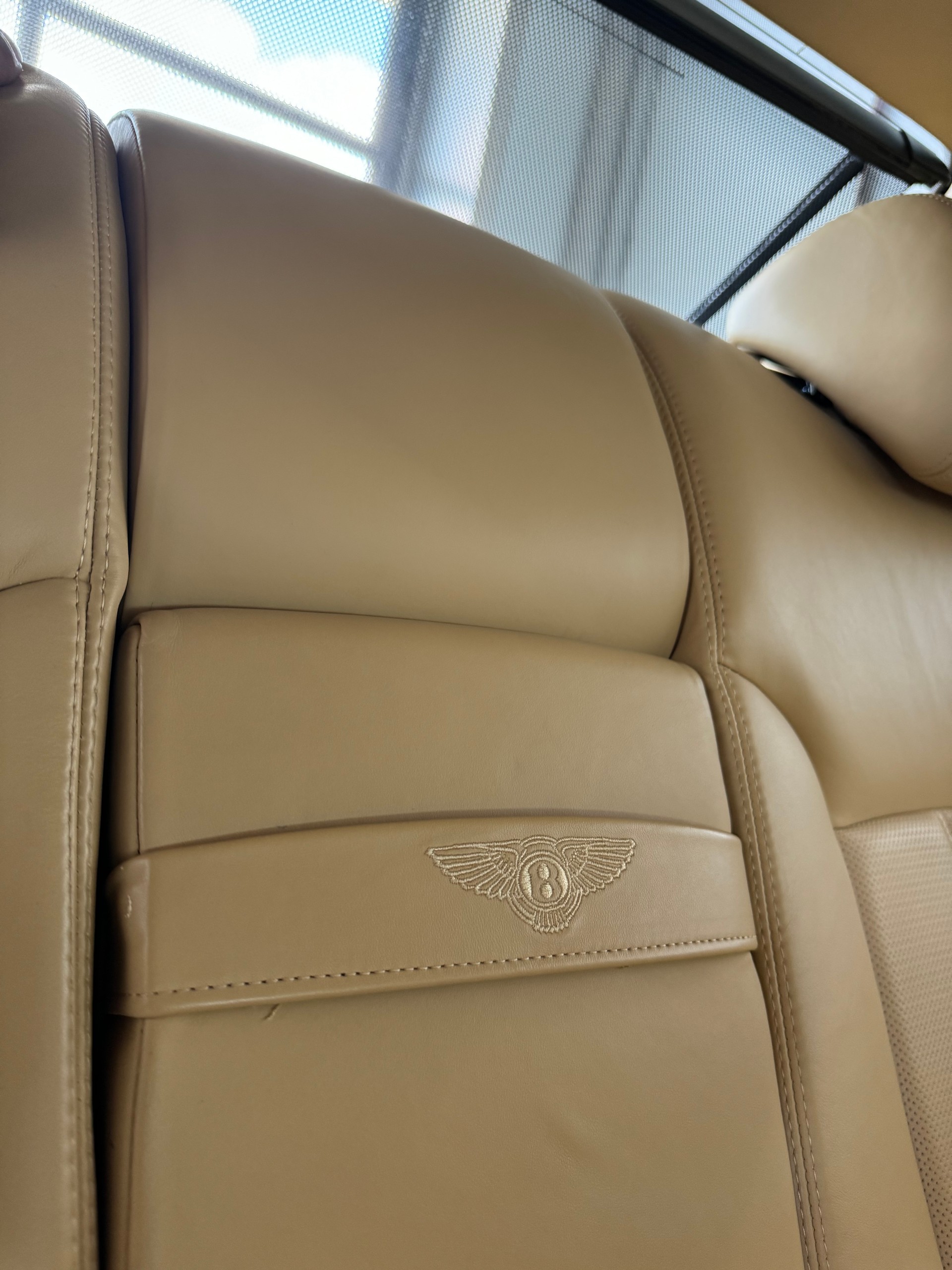BENTLEY Continental Flying Spur 6.0-image-27
