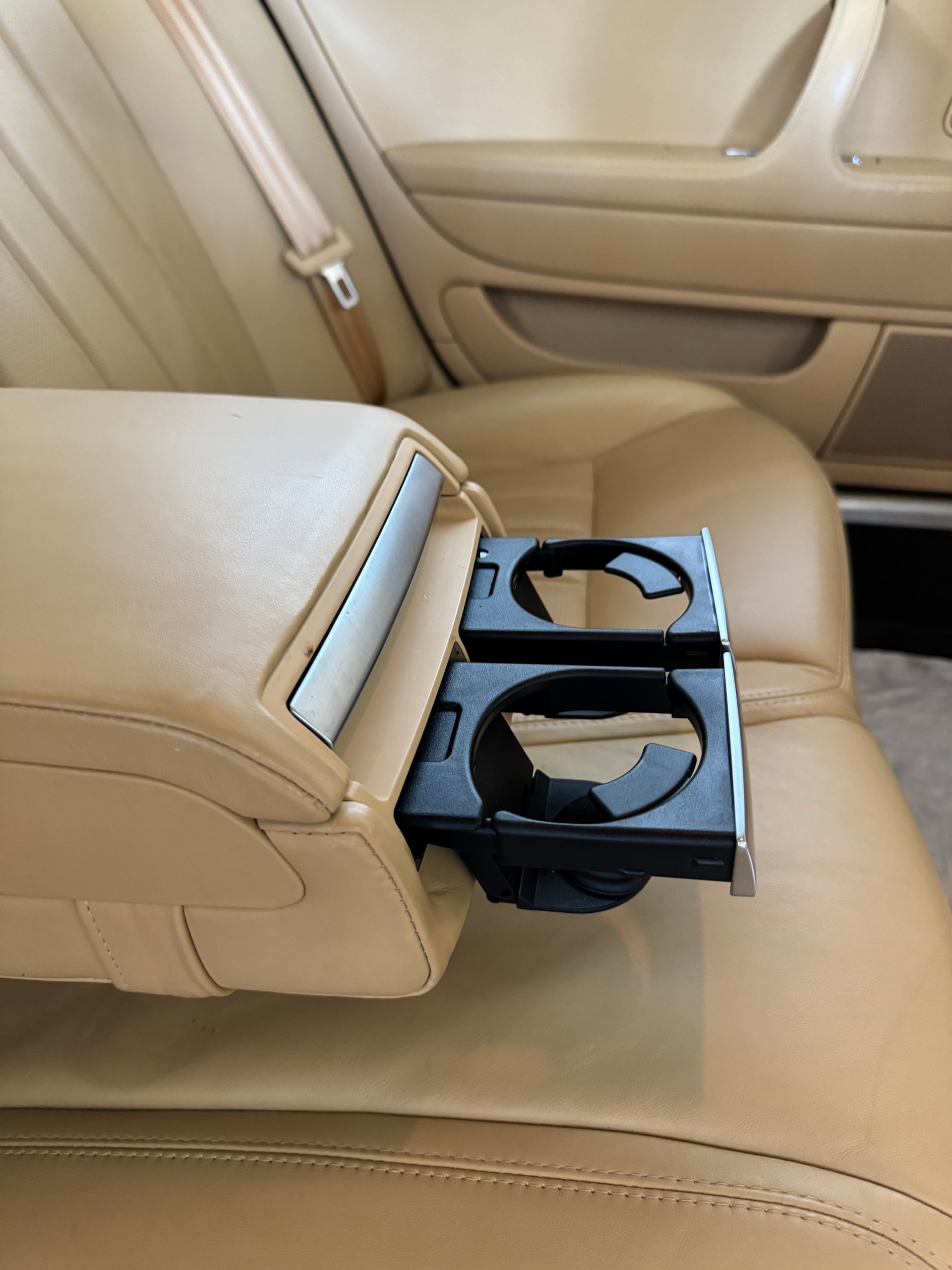 BENTLEY Continental Flying Spur 6.0-image-26