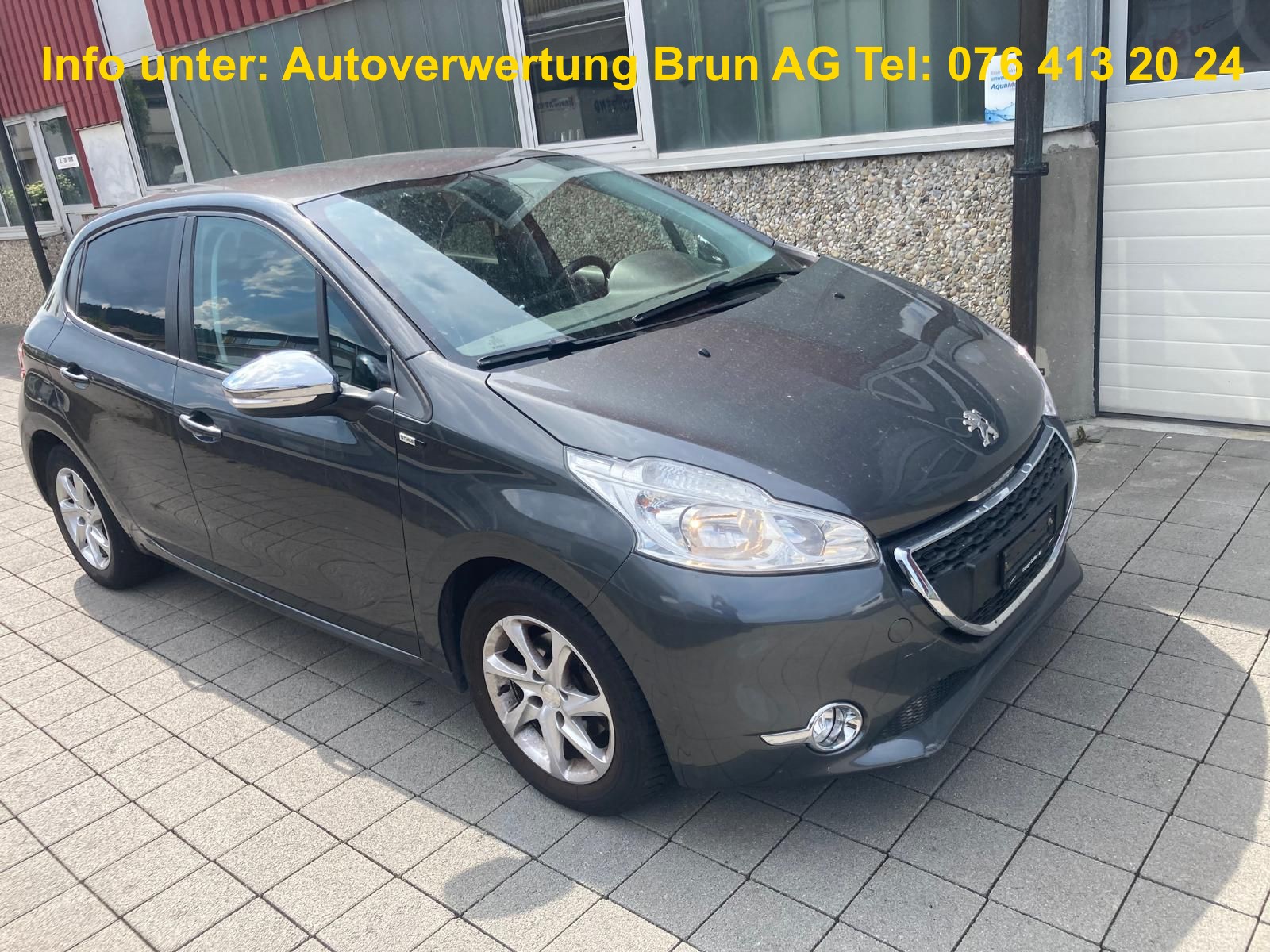 PEUGEOT 208 1.2 VTI-image-6