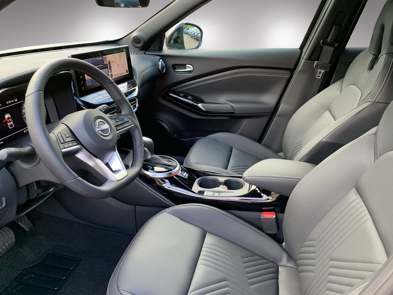 NISSAN Juke 1.0 DIG-T Tekna-image-5