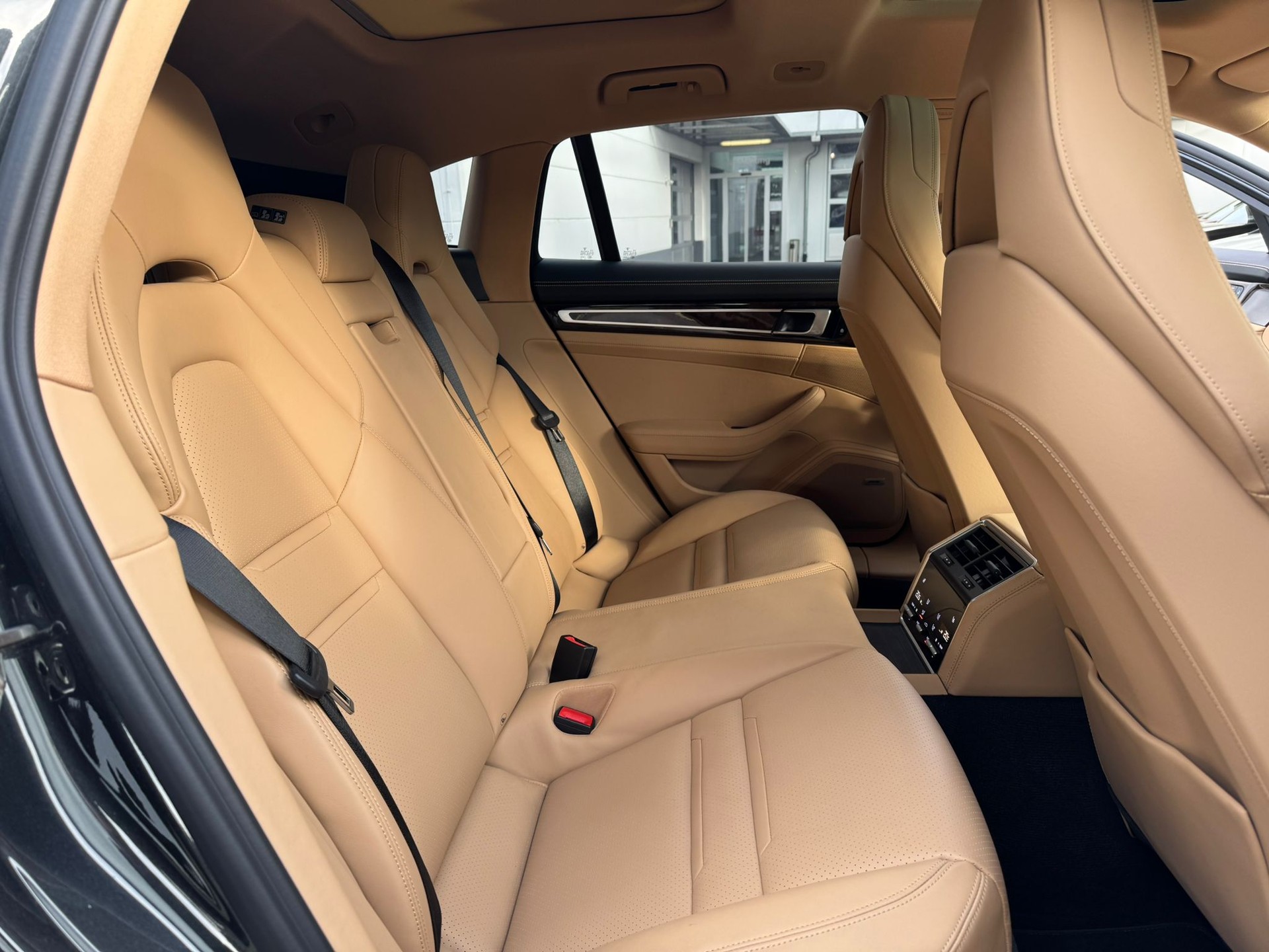 PORSCHE Panamera 4S Sport Turismo PDK-image-11