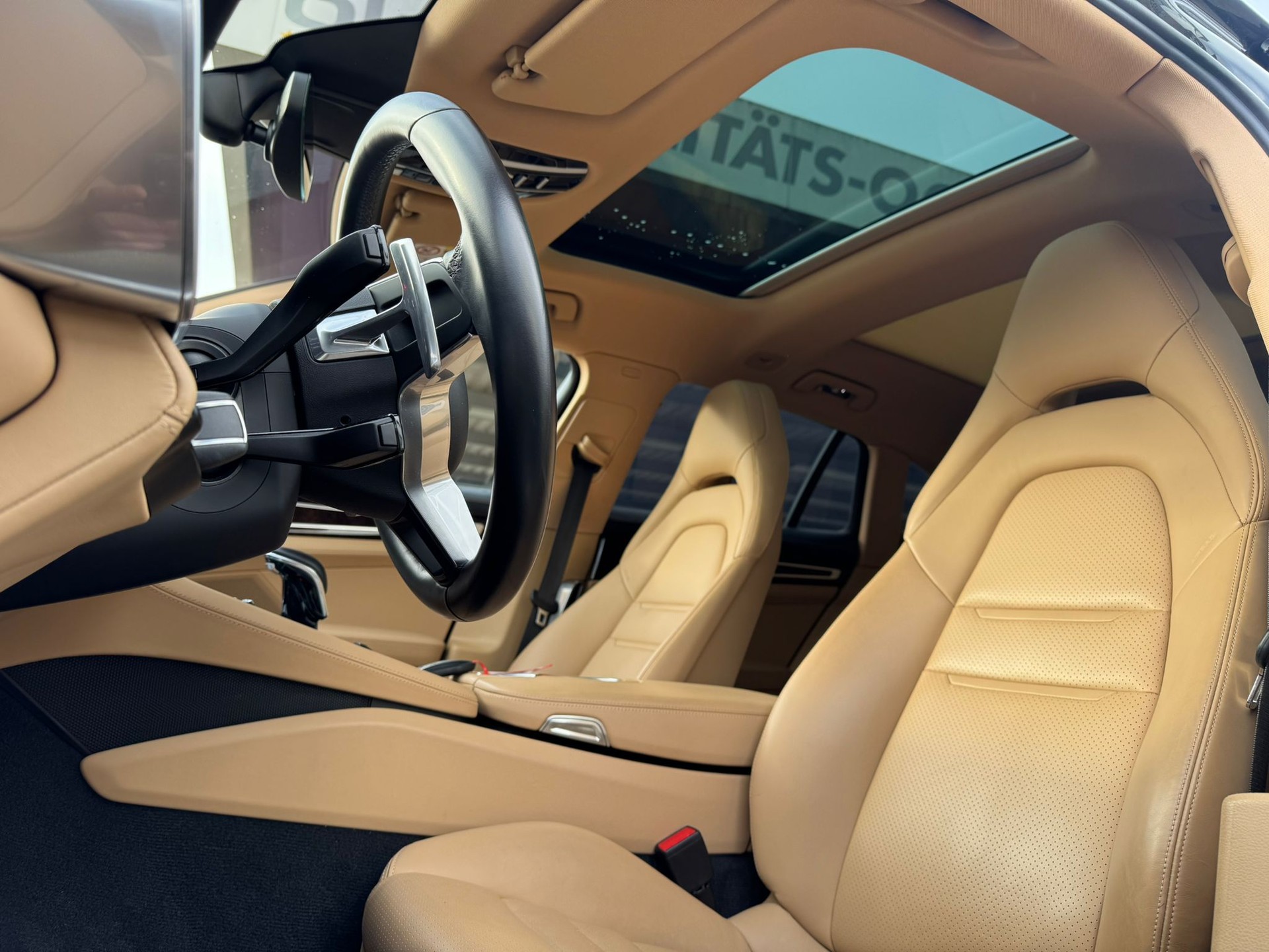 PORSCHE Panamera 4S Sport Turismo PDK-image-9